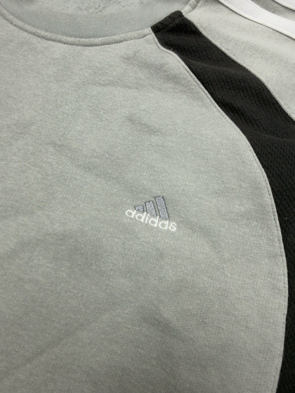 Adidas Sweatshirt hellgrau Rückseite
