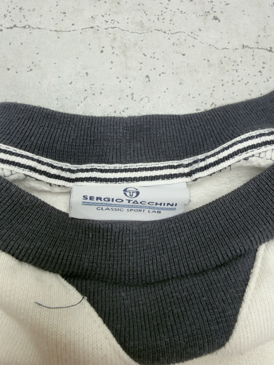 Sergio Tacchini Sweatshirt creme blau Etikett