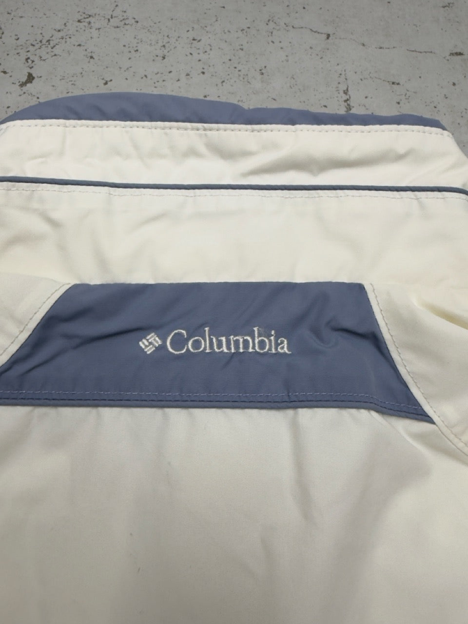 Columbia Outdoorjacke creme blau Detail