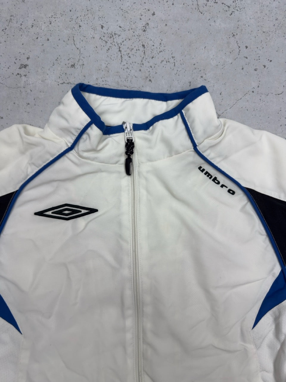 Umbro Trainingsjacke weiß blau Rückseite