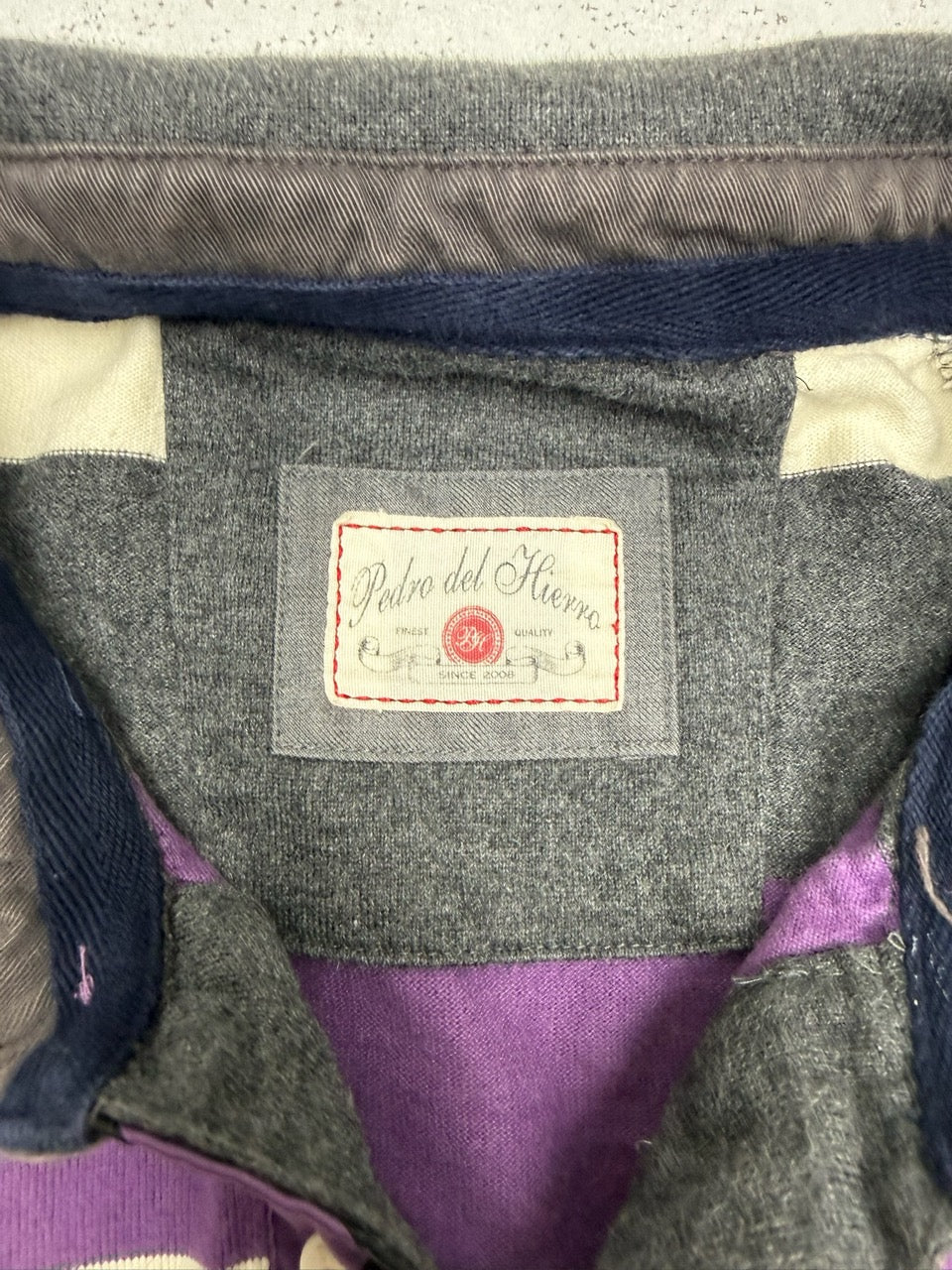 Pedro del Hierro Rugby Longsleeve lila grau Rückseite