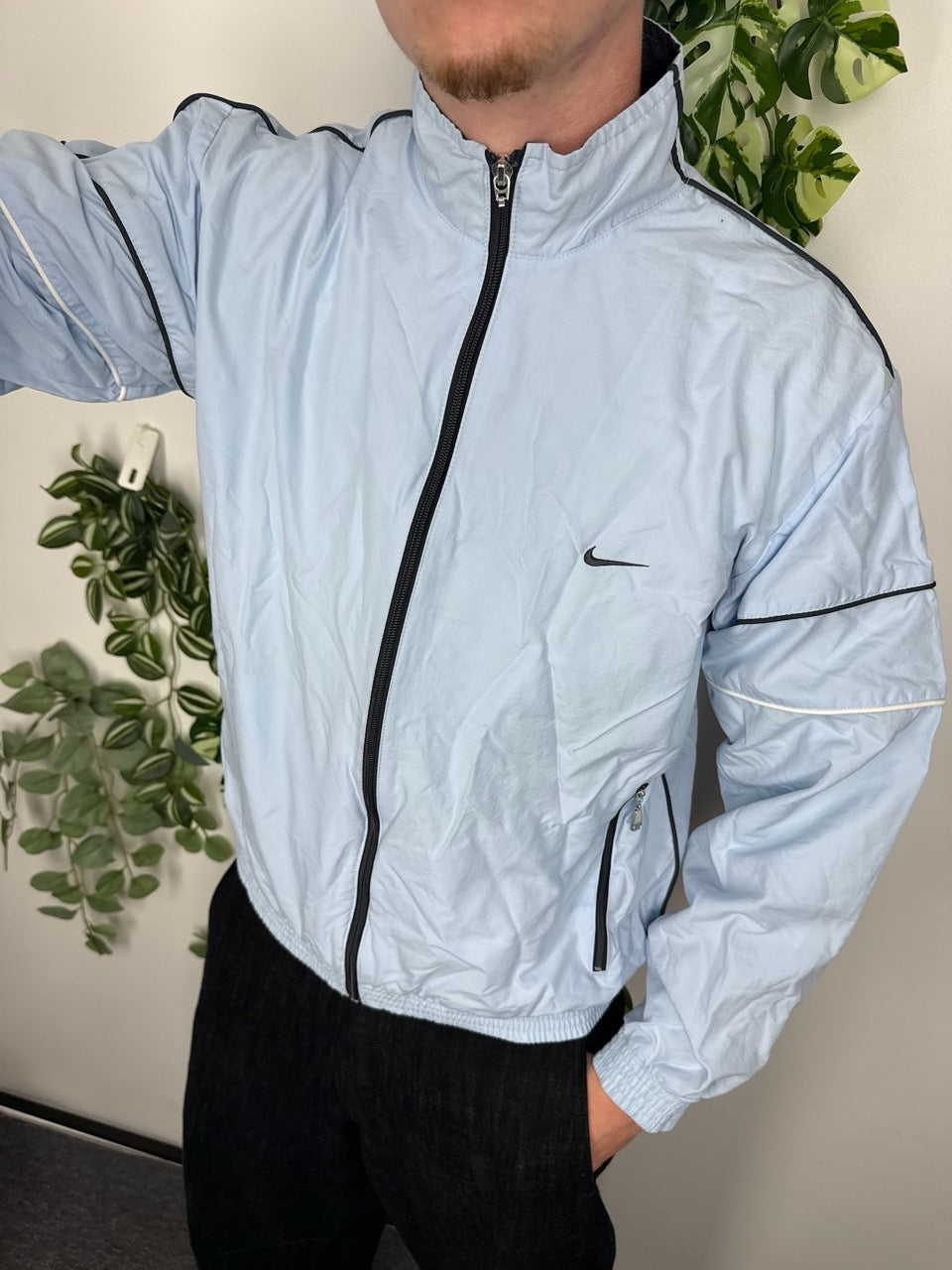 Nike Windbreaker hellblau Fitpic