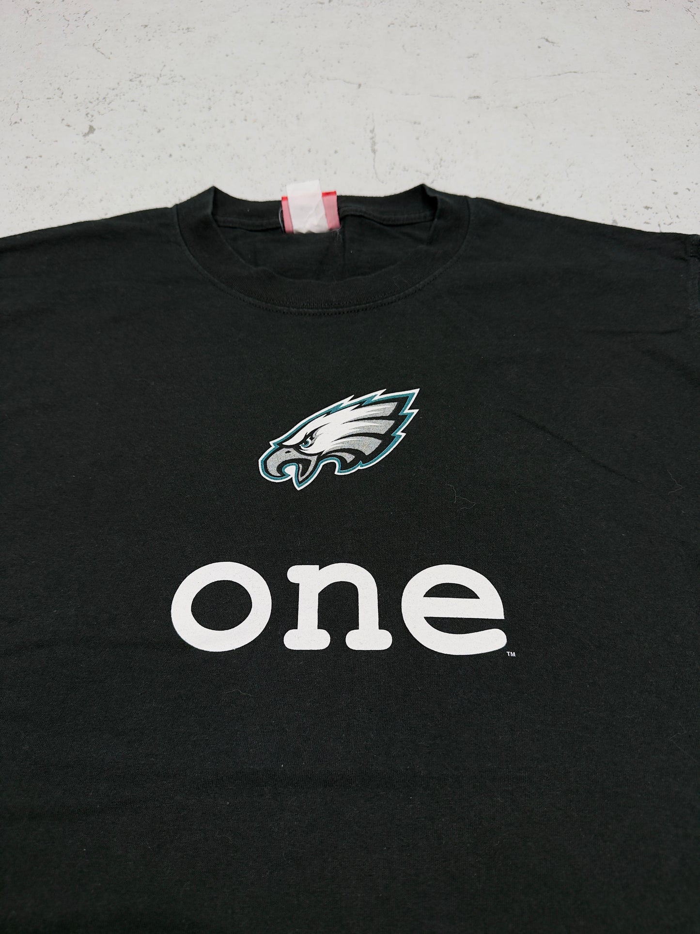Philadelphia Eagles T-Shirt Schwarz Logo Detail