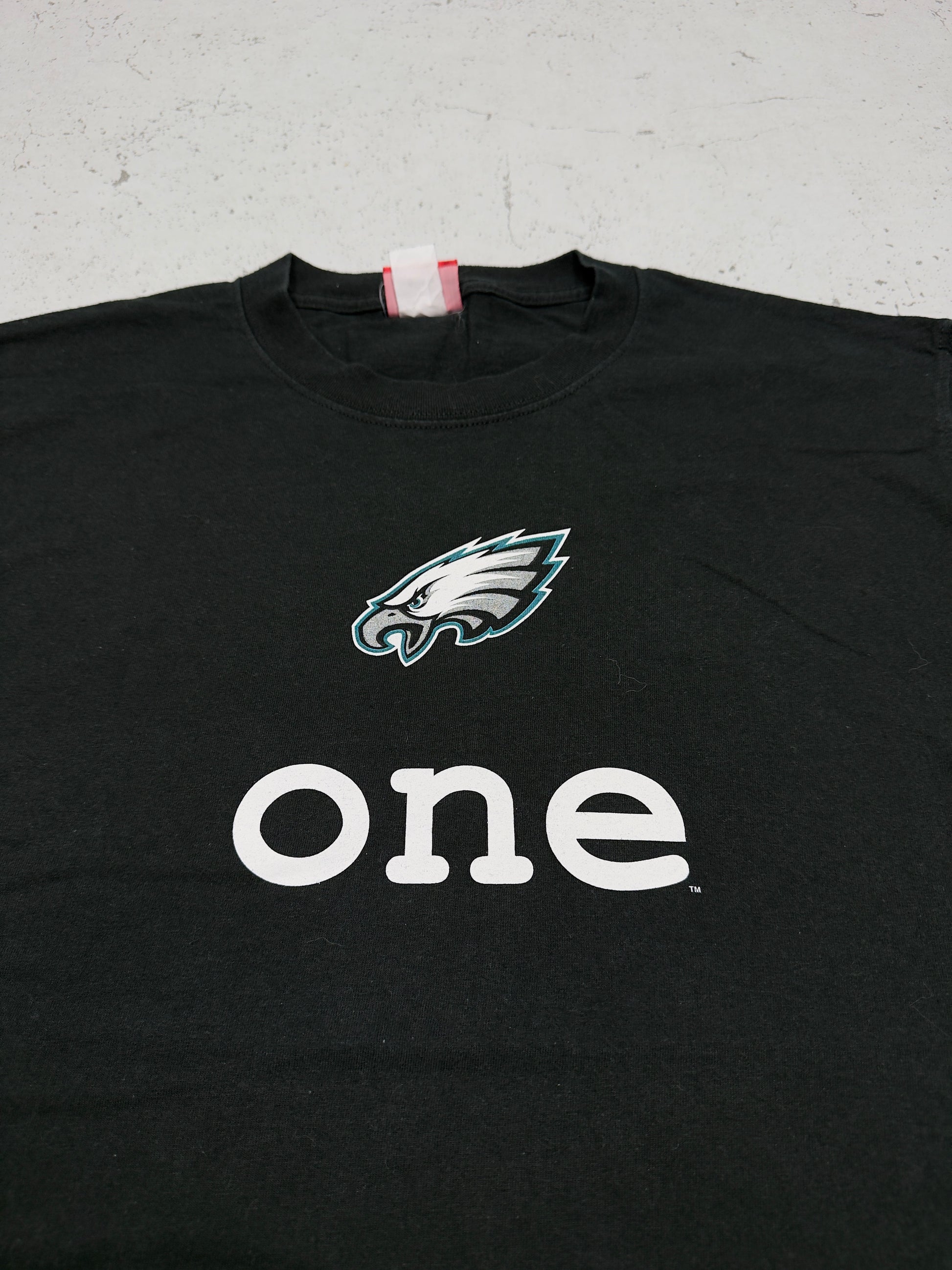 Philadelphia Eagles T-Shirt Schwarz Logo Detail