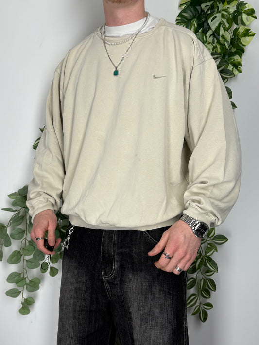 Nike vintage small Logo embroidered Sweatshirt Sweater boxy Fit XL