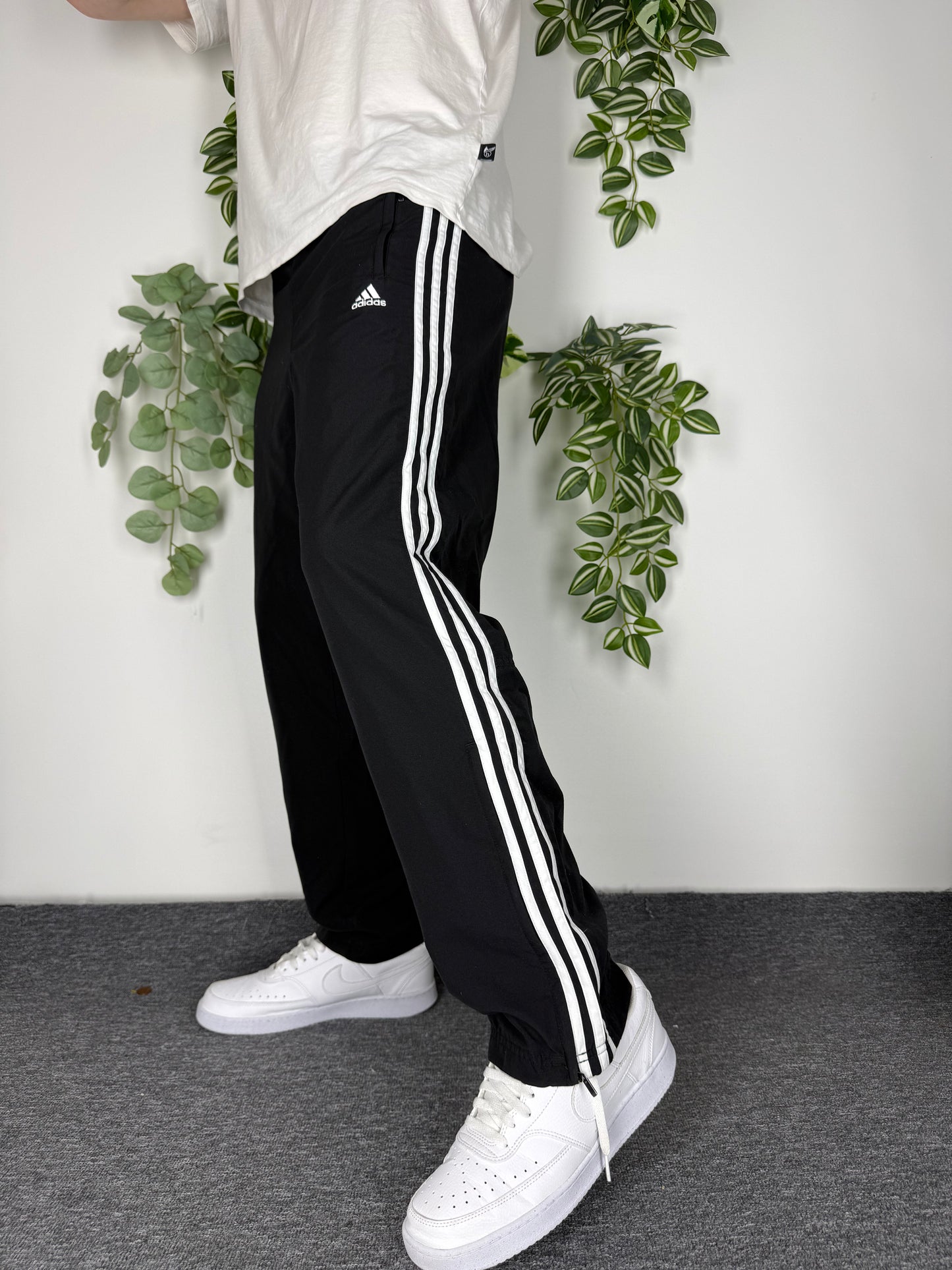 Adidas vintage Trackpants Three Stripes Jogginghose schwarz M