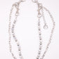 "Elizabeth White" Silberne Hosenkette mit weißen marmor Perlen - stylisches Accessoire Y2K