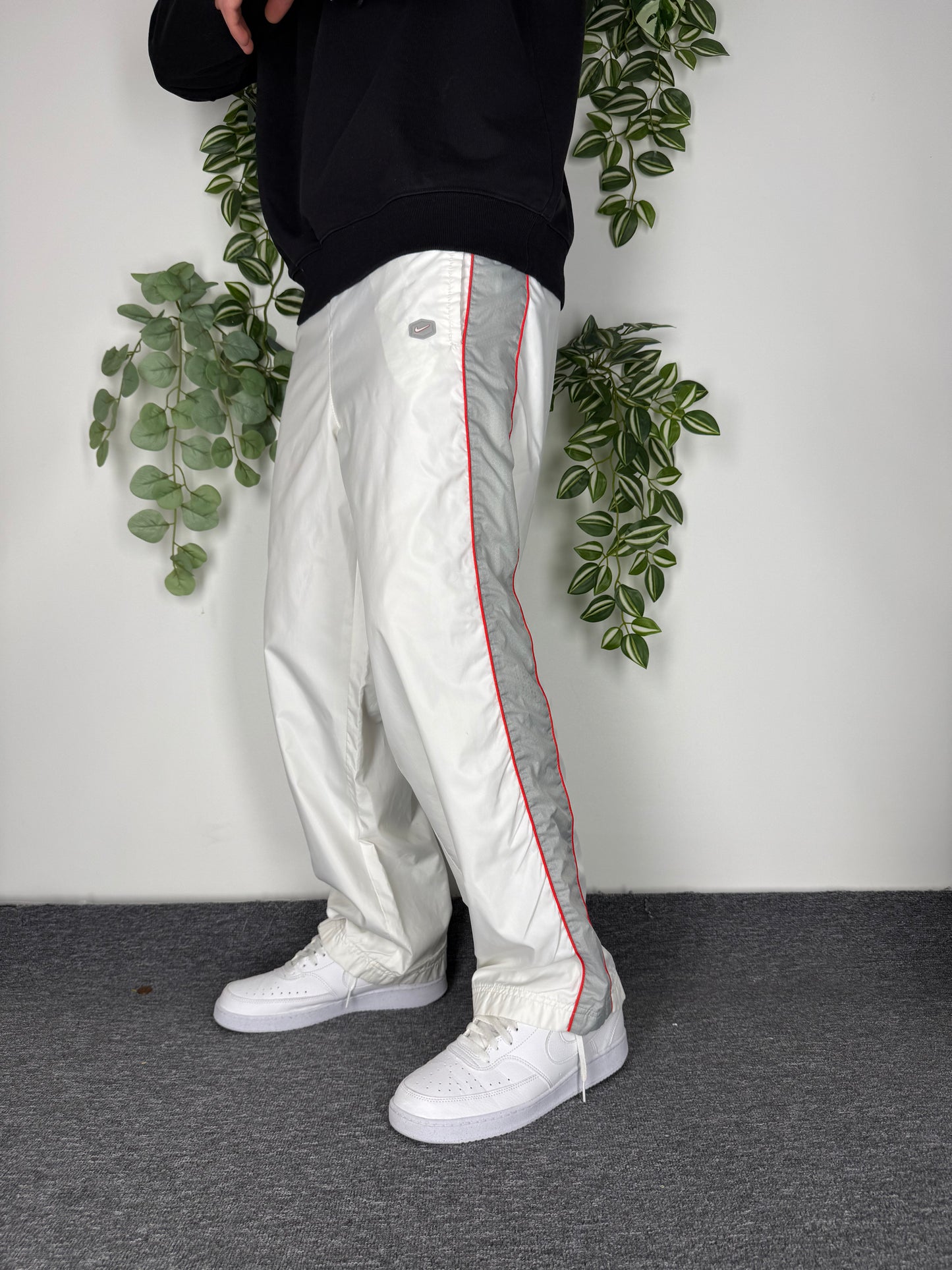 Nike vintage Trackpants baggy Fit Jogginghose weiß S