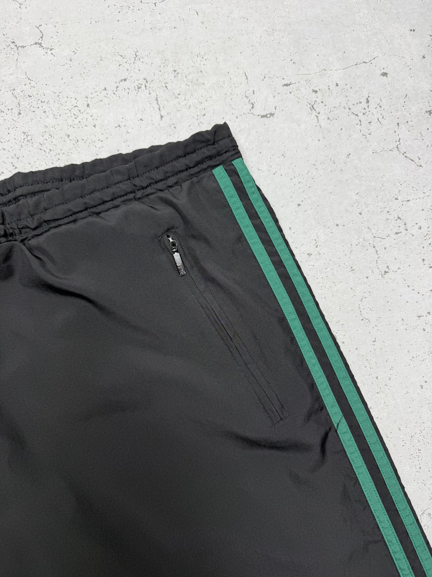 Adidas vintage Trackpants Jogginghose Jogger baggy Fit Streetwear schwarz L