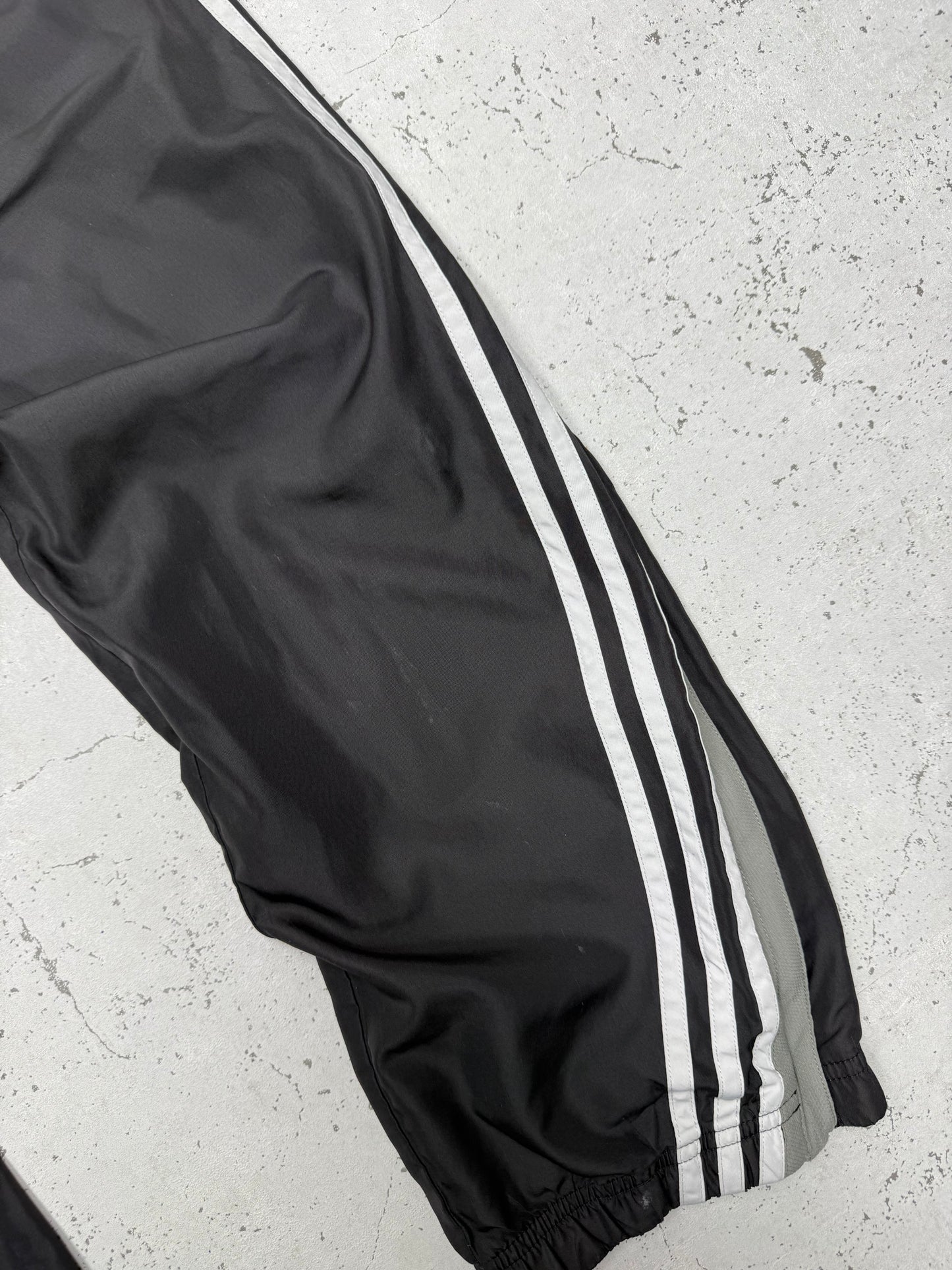 Adidas vintage Trackpants Jogginghose Jogger baggy Fit Streetwear schwarz M