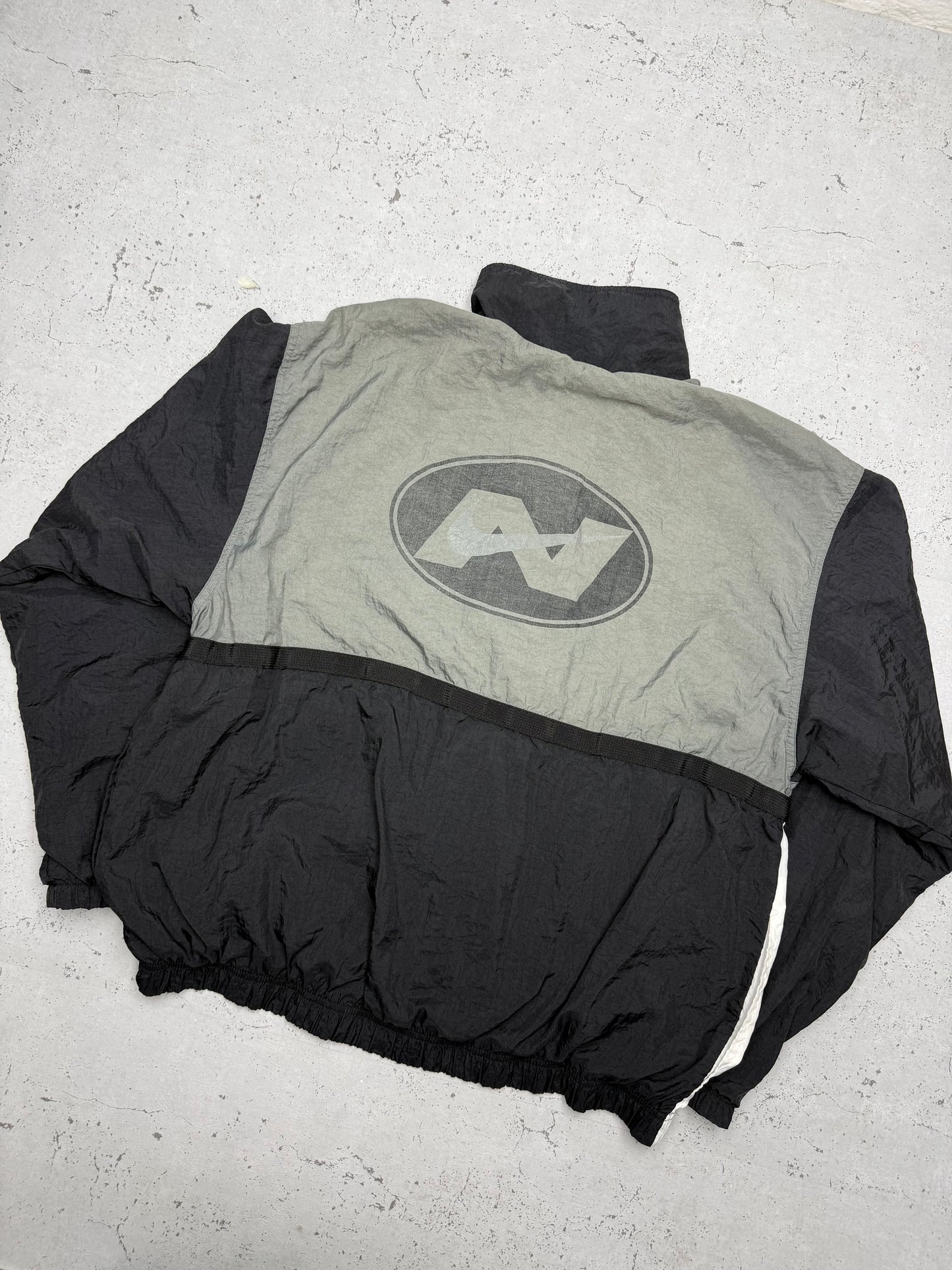 Nike vintage big Logo Trackjacket Windbreaker Jacke schwarz M