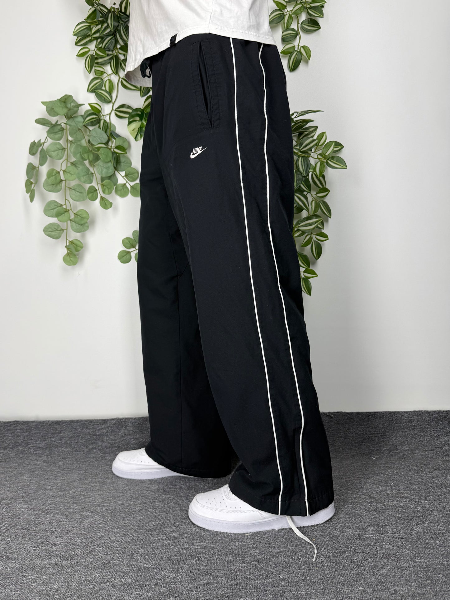 Nike vintage Trackpants Jogger Jogginghose streetwear baggy Fit schwarz XL
