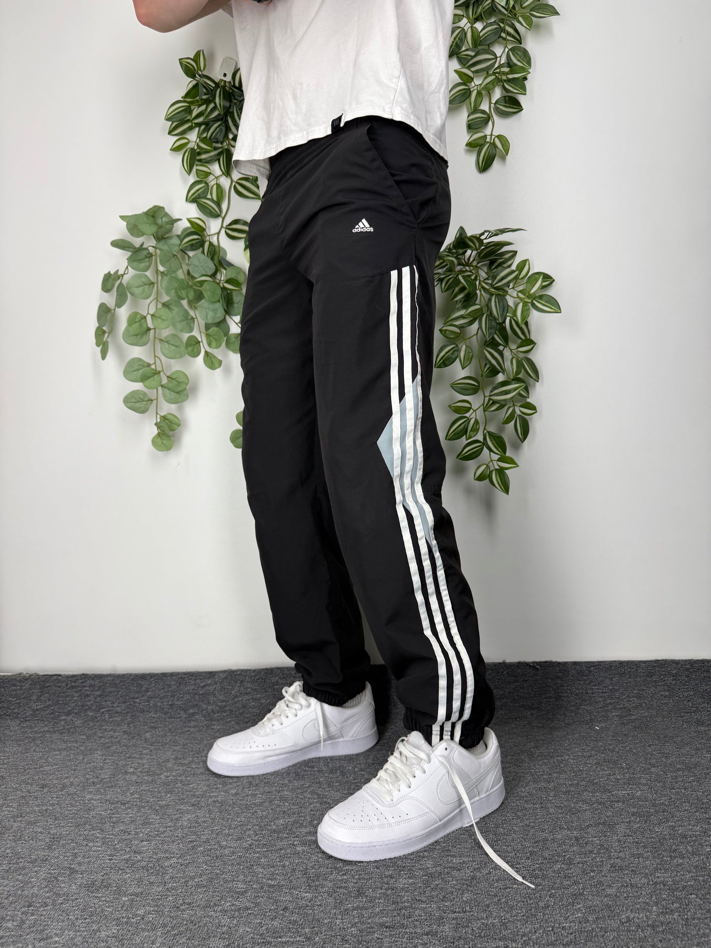 Adidas vintage Trackpants Jogger Jogginghose streetwear baggy Fit schwarz S