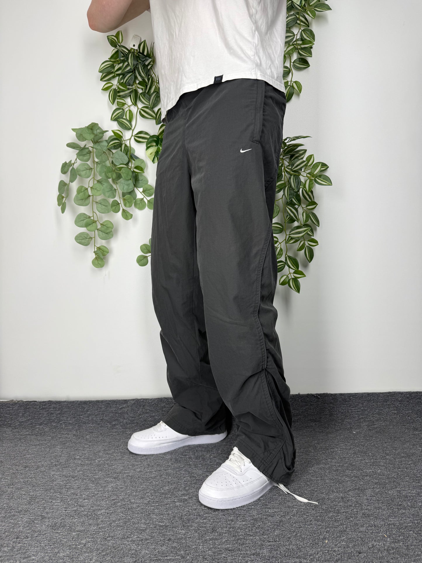 Nike vintage Trackpants Jogger Jogginghose streetwear baggy Fit grau M