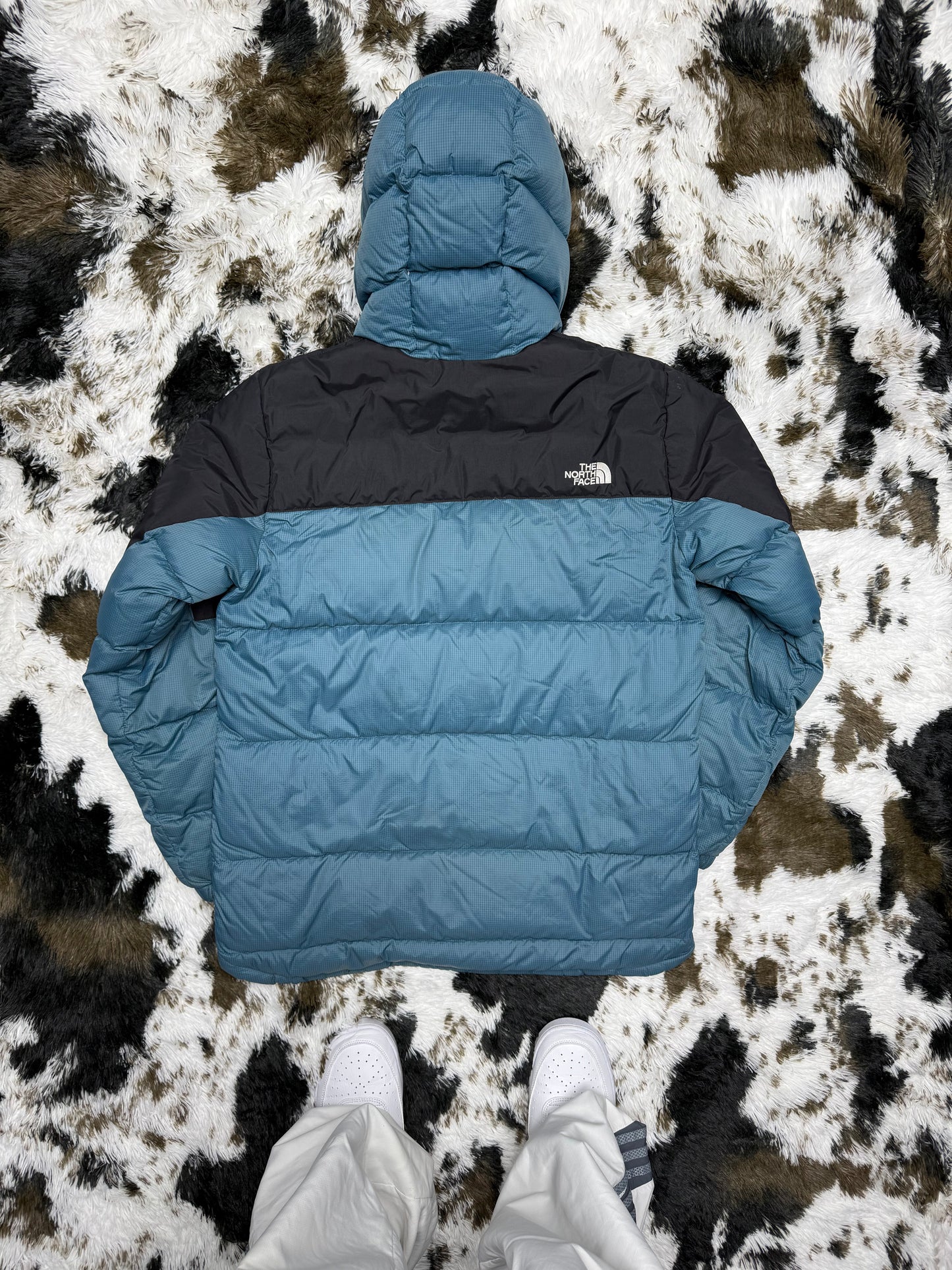 The North Face 700 Nuptse Daunenjacke Winterjacke Pufferjacke M