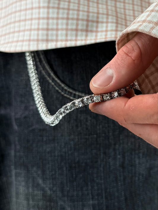 “Diamond Shine” Hochwertige Silber-Hosenkette Kristalle Premium Streetstyle Y2K Iced Out