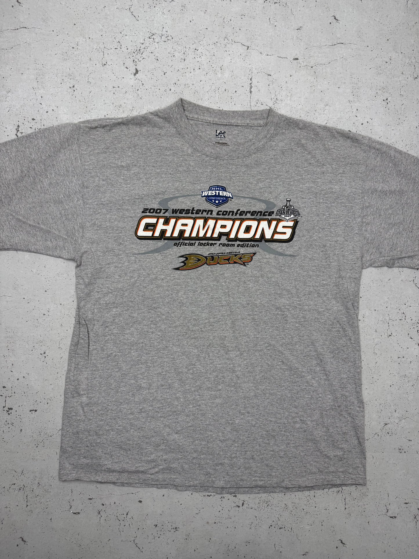 Lee Sport NHL vintage Anaheim Ducks Champions Eishockey T-Shirt grau XL
