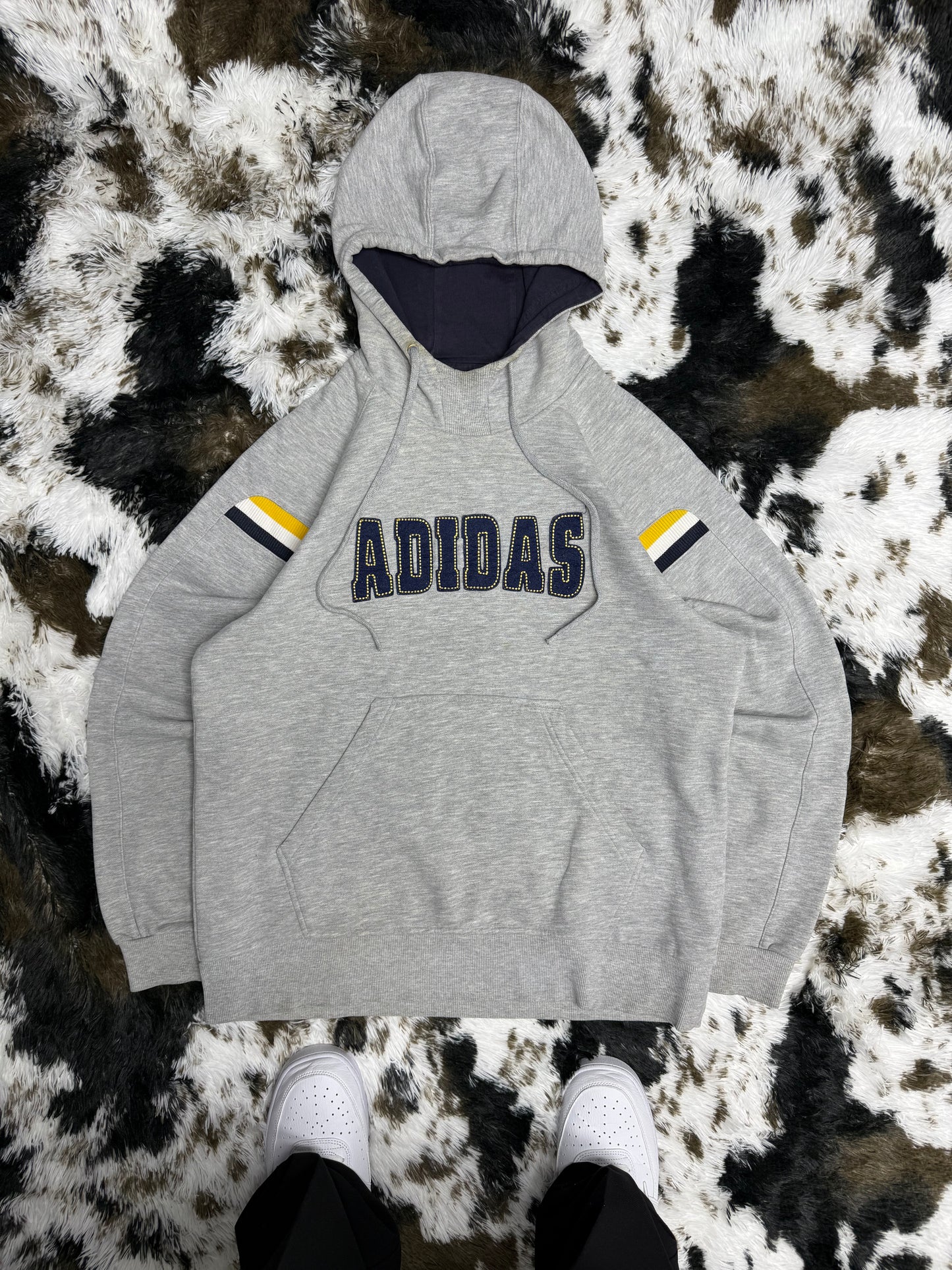 Adidas Big Logo embroidered College Style Hoodie Pullover M