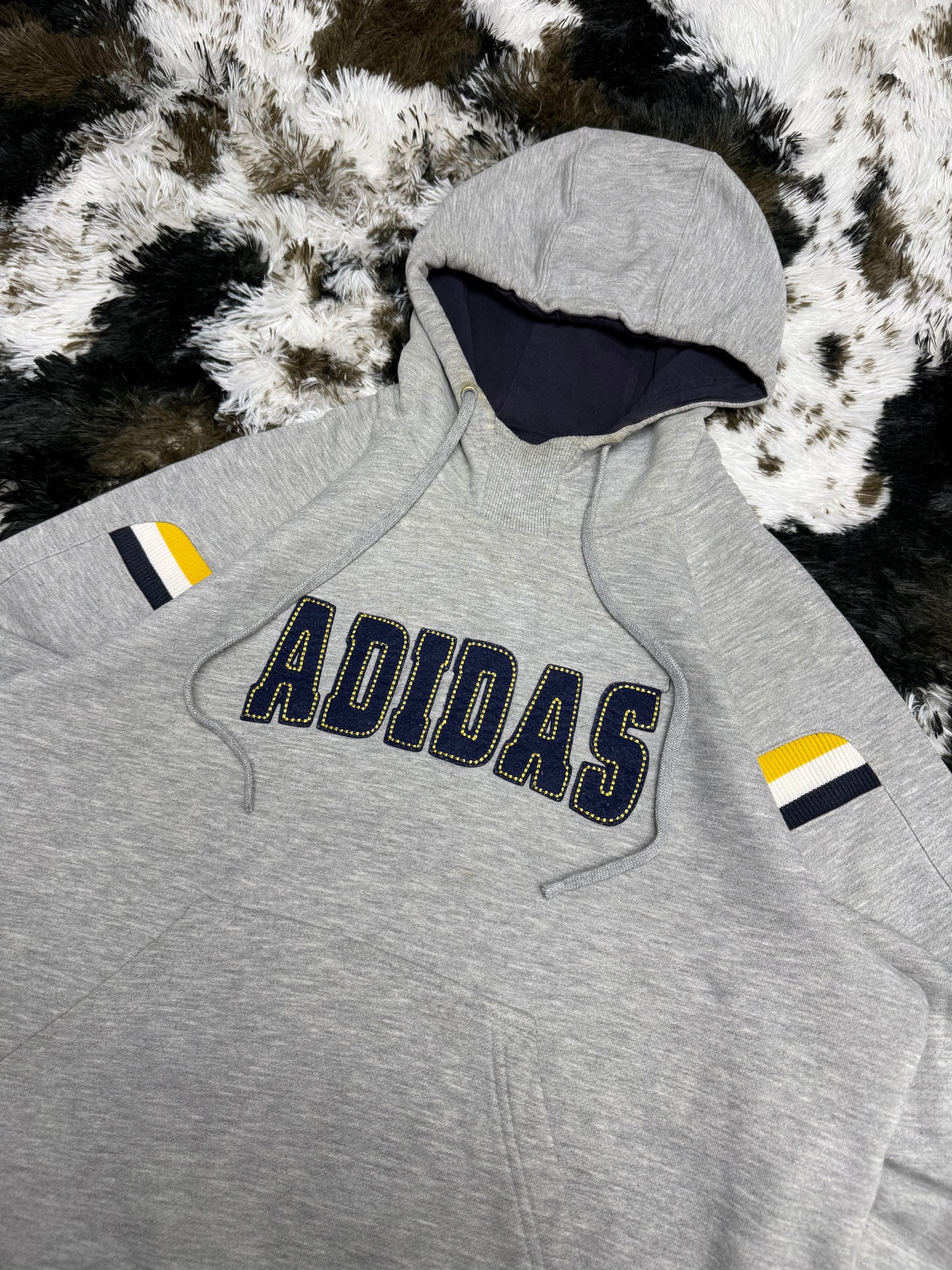 Adidas Big Logo embroidered College Style Hoodie Pullover M