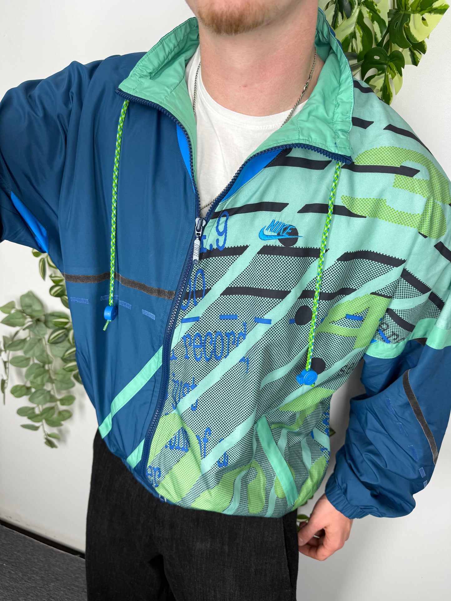 Nike vintage Windbreaker Trackjacket Decathlon 80s grün L