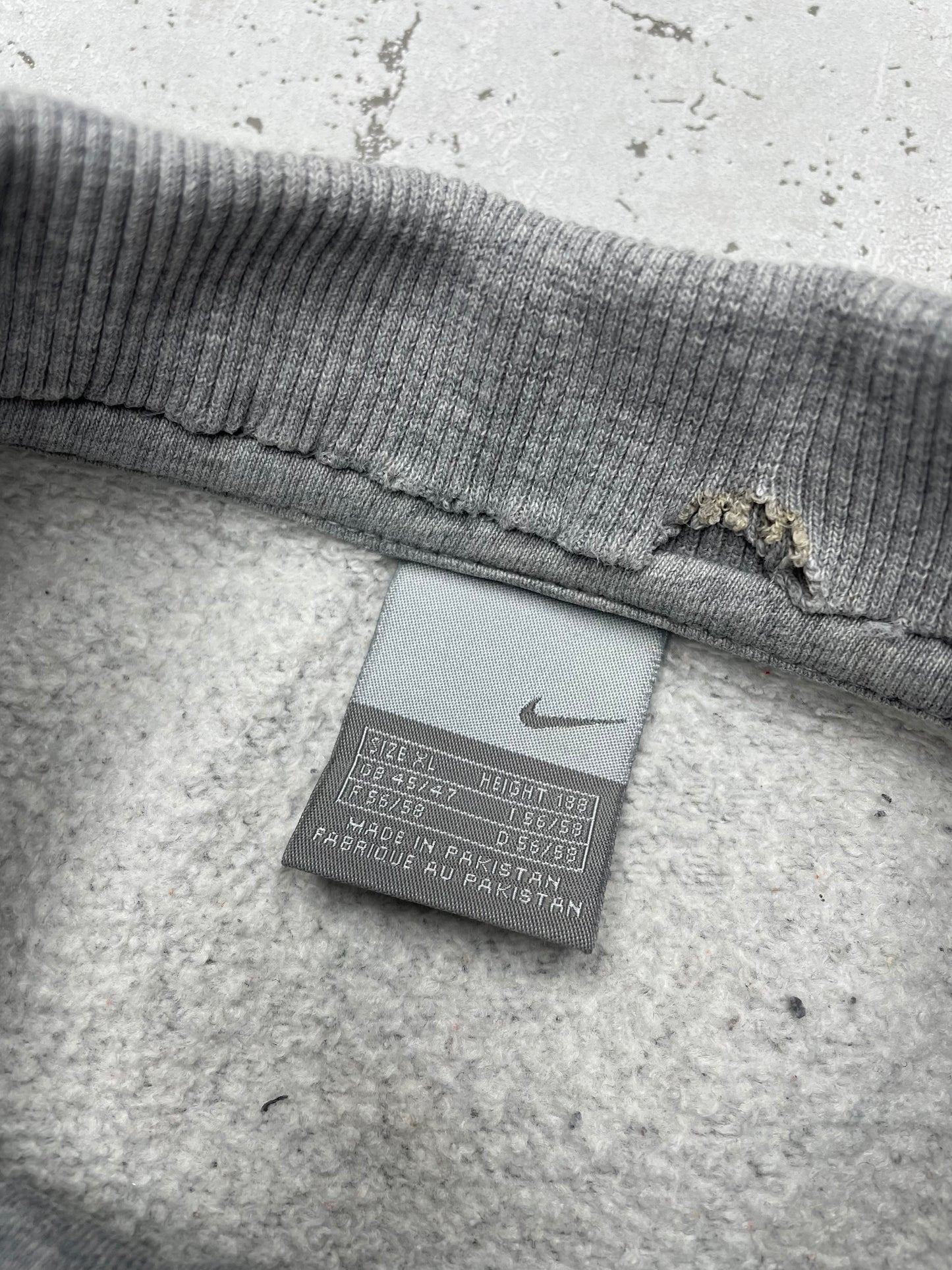 Nike Vintage Zipper Sweatshirt Grau XL - MonkeysVintage