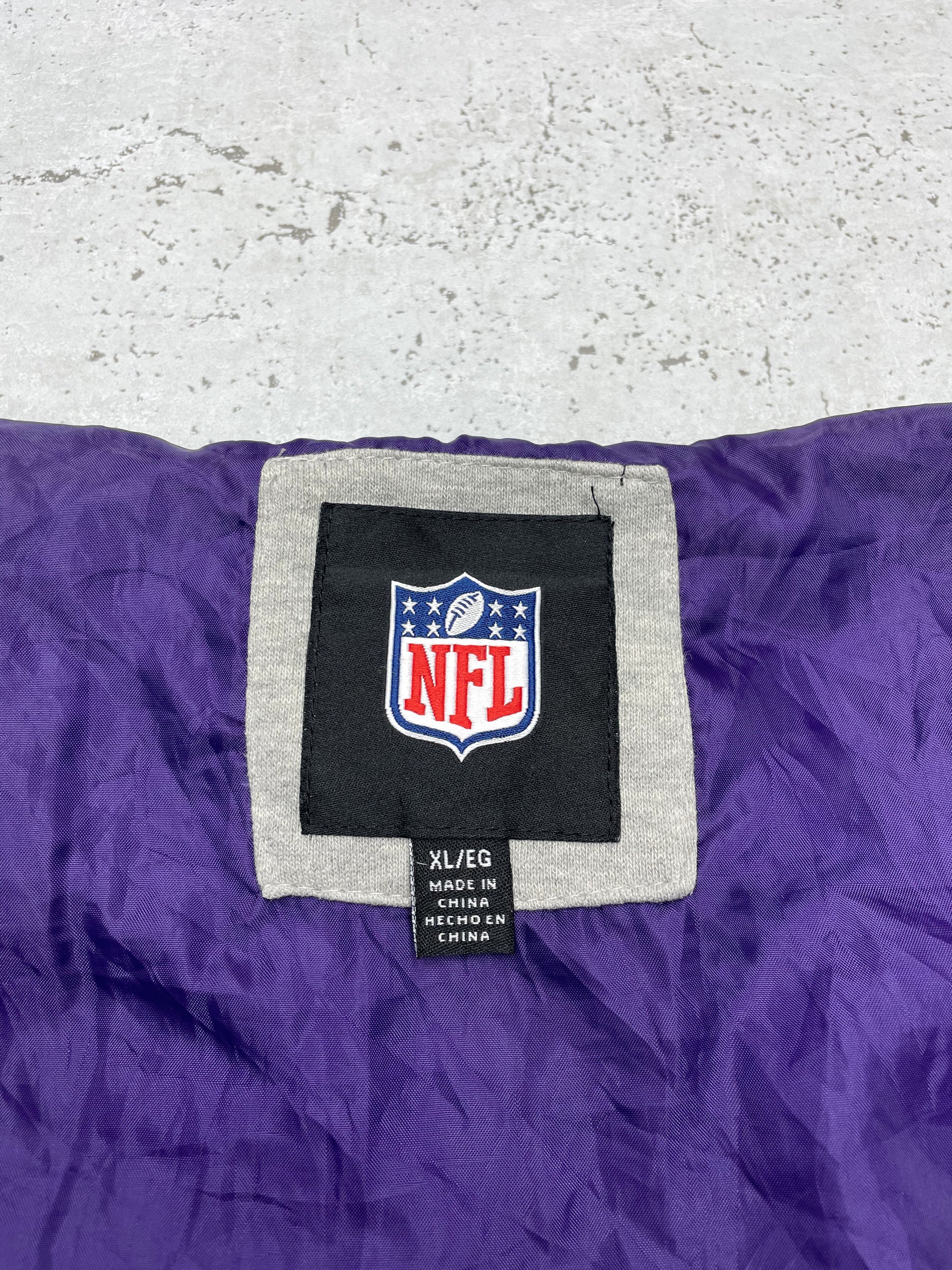 NFL Ravens Vintage heavy Zipper grau lila XL - MonkeysVintage