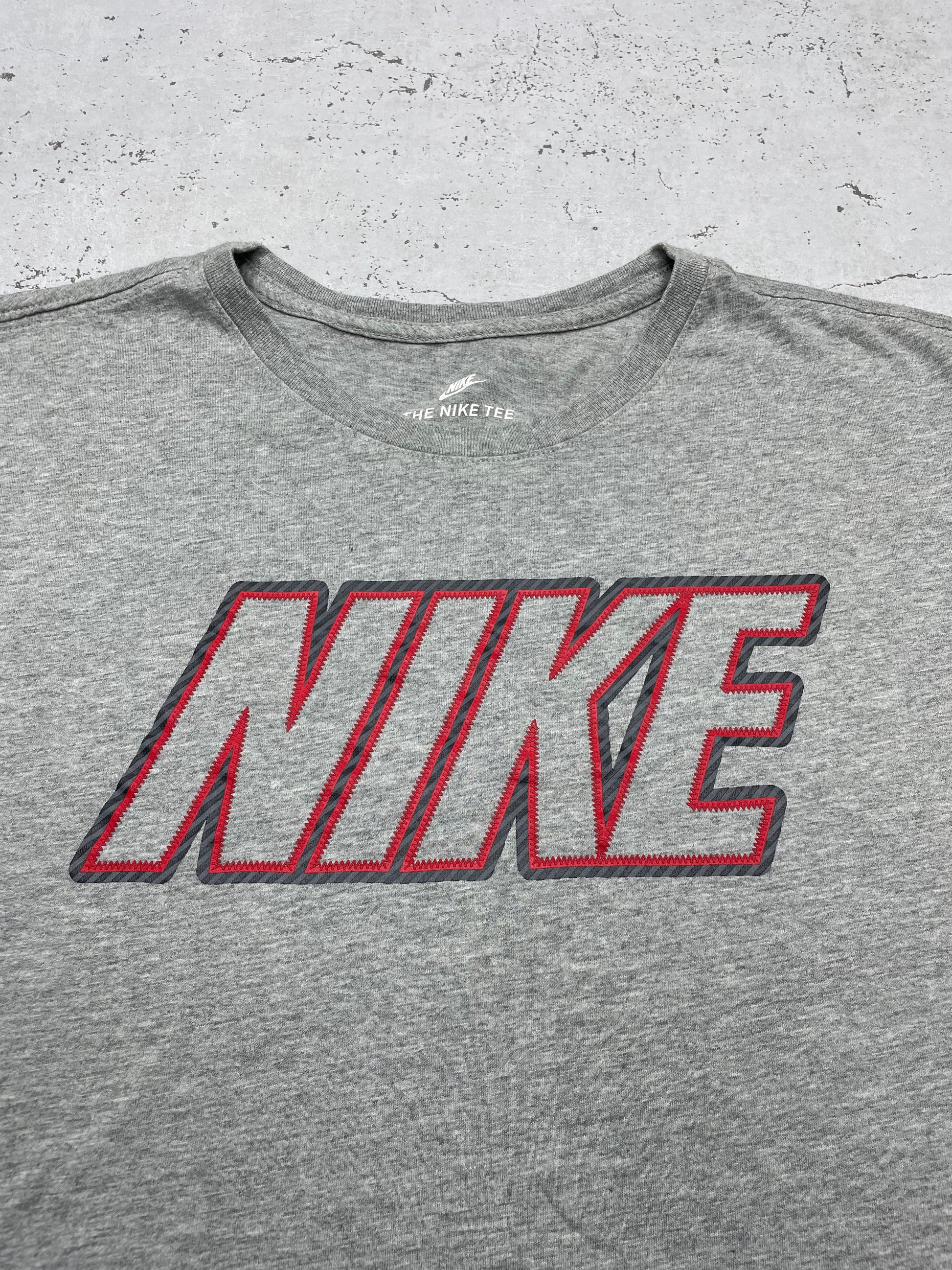 Nike Vintage T-Shirt grau XL - MonkeysVintage