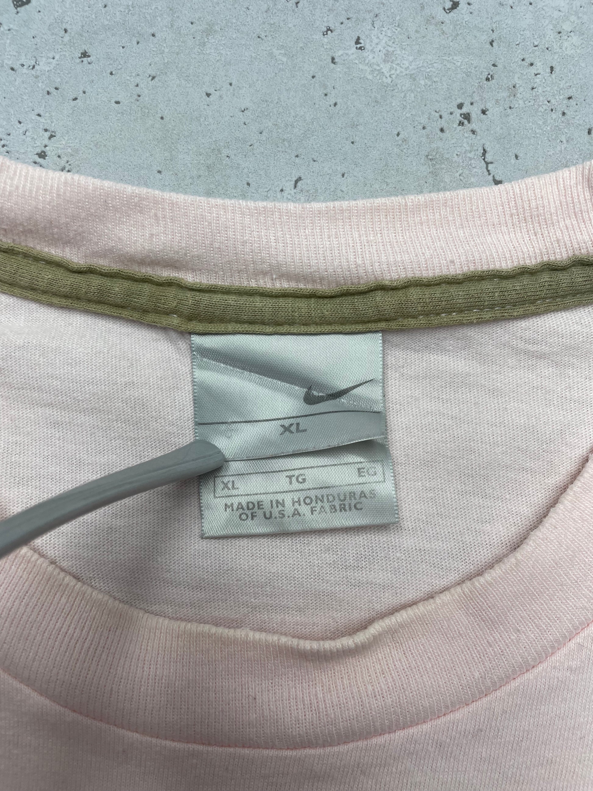 Nike Vintage Swoosh T-Shirt rosa XL - MonkeysVintage