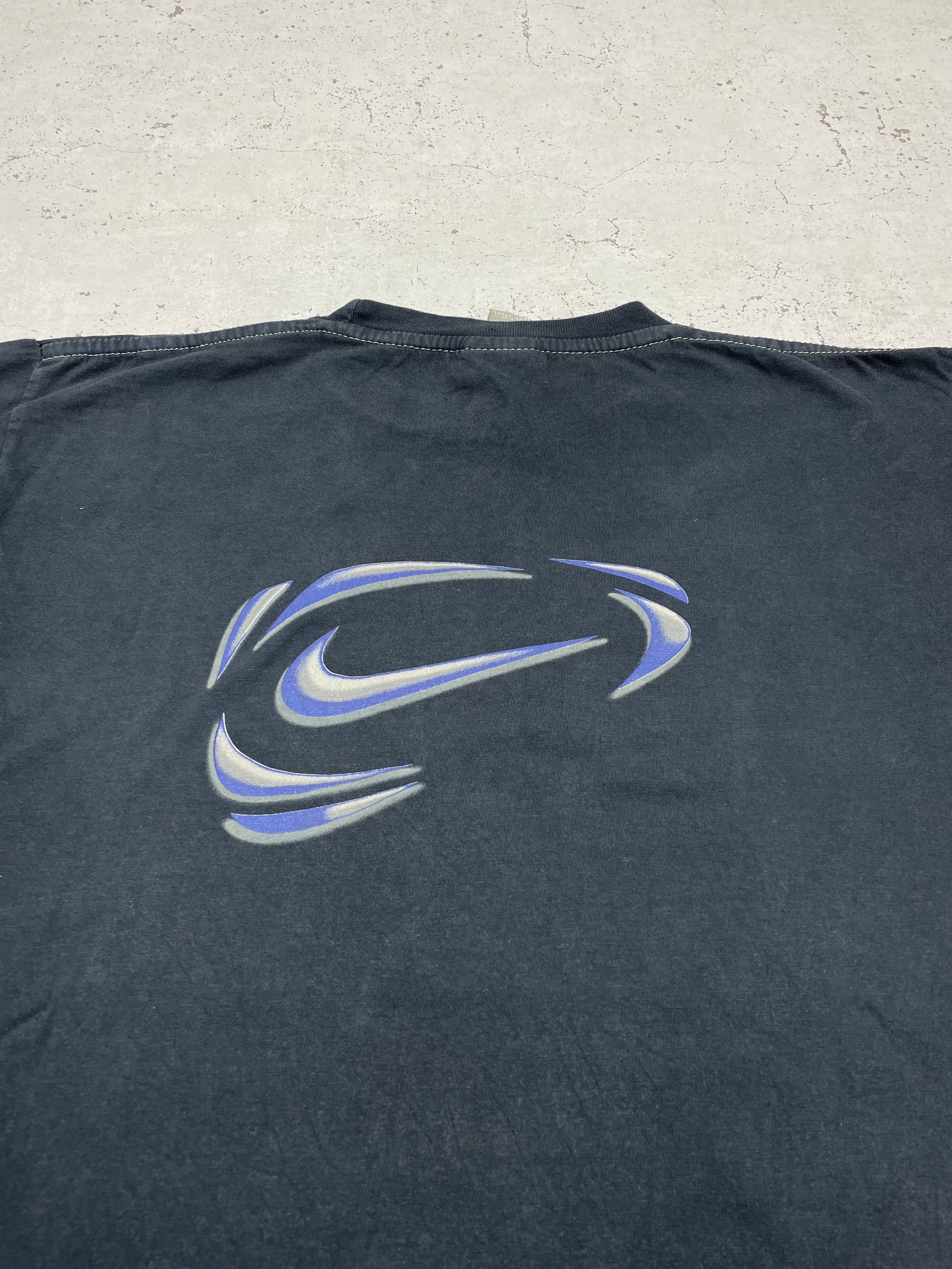 Nike Vintage Y2K T-Shirt schwarz S - MonkeysVintage
