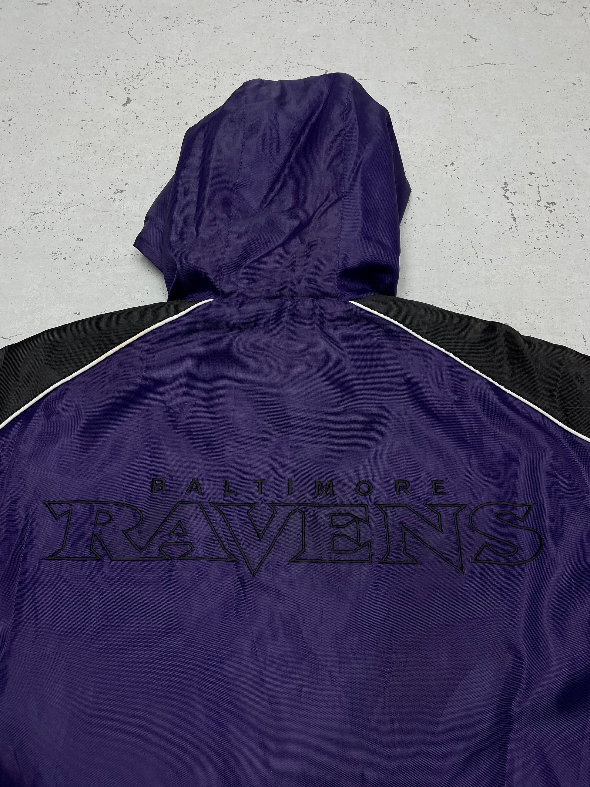 NFL Baltimore Ravens Vintage Windbreaker Jacke lila schwarz XL - MonkeysVintage