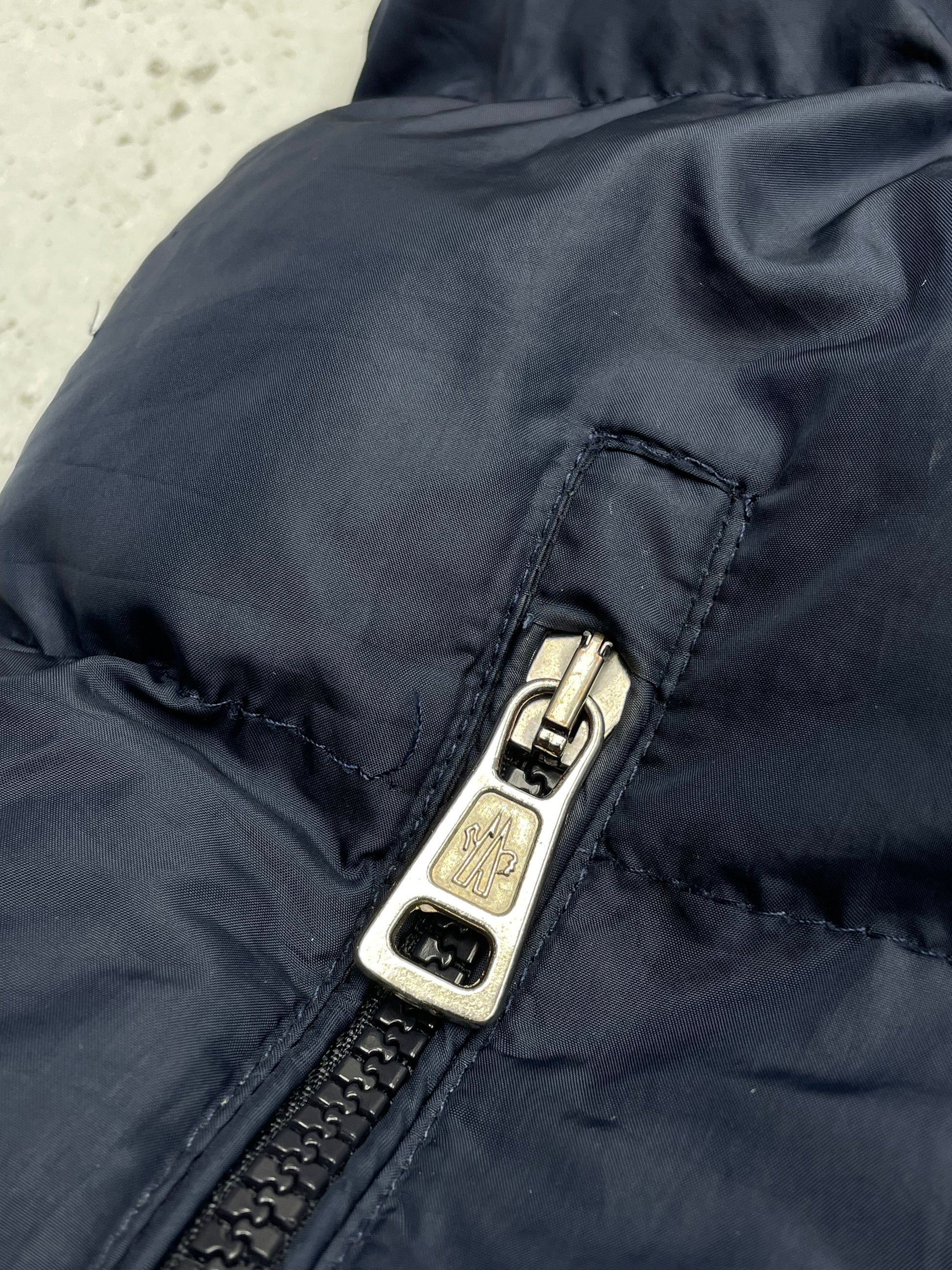 Moncler Vintage Pufferweste Daunen blau M - MonkeysVintage