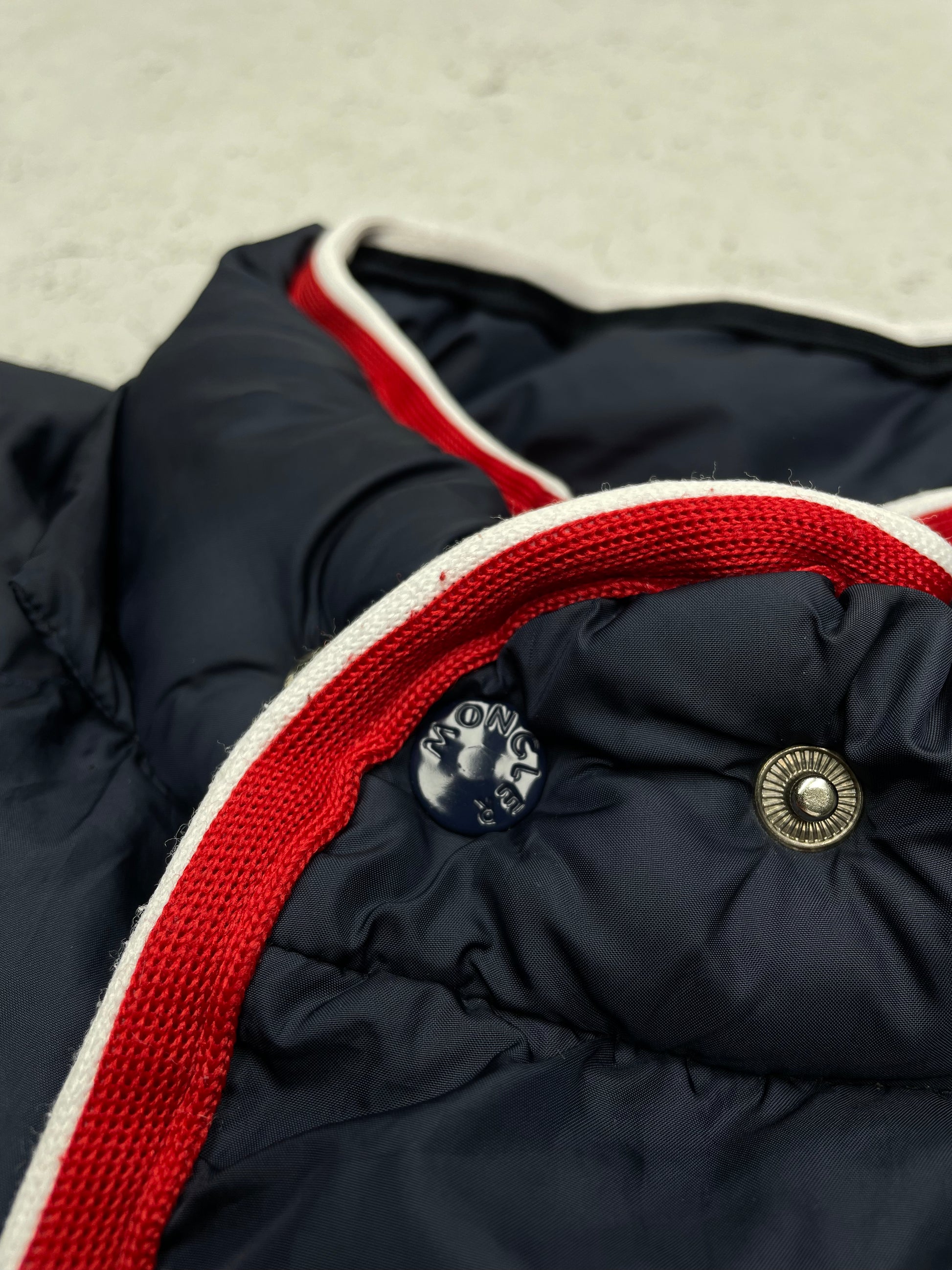 Moncler Vintage Pufferweste Daunen blau M - MonkeysVintage