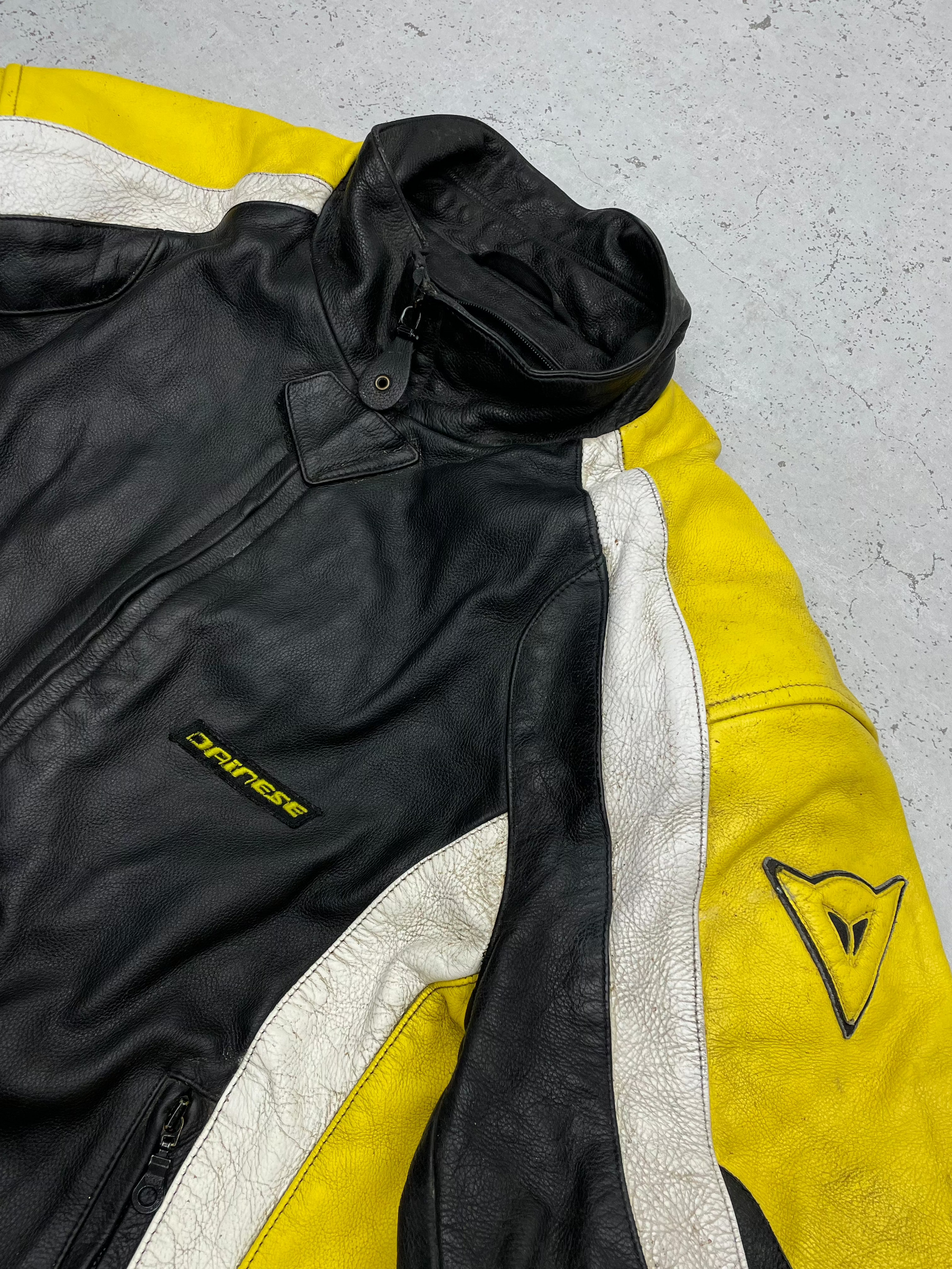Dainese Vintage Lederjacke Mottoradjacke schwarz gelb M - MonkeysVintage
