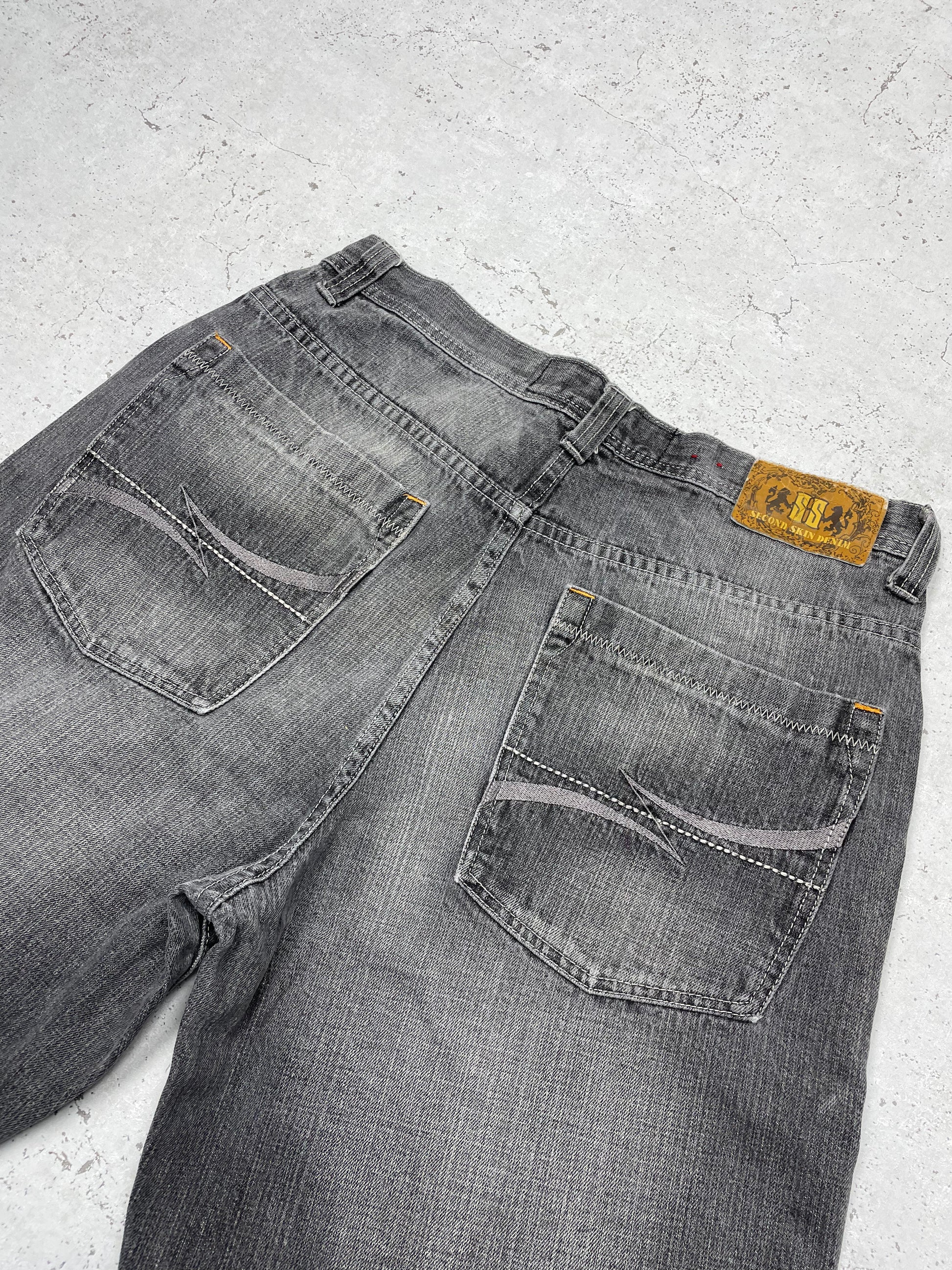 SecondSkin Y2K Vintage Baggy embroidered Jeans W34 L32 - MonkeysVintage