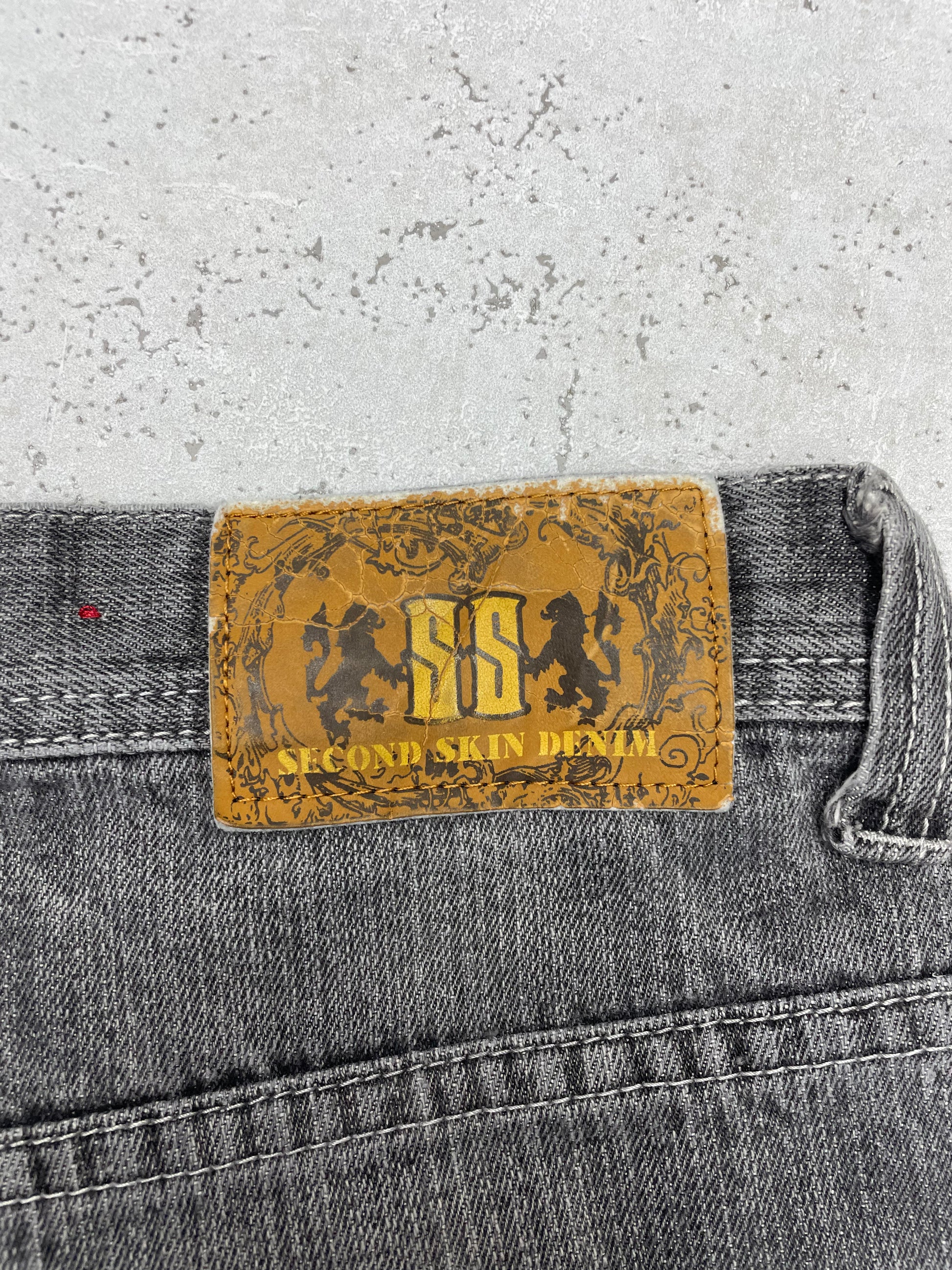 SecondSkin Y2K Vintage Baggy embroidered Jeans W34 L32 - MonkeysVintage