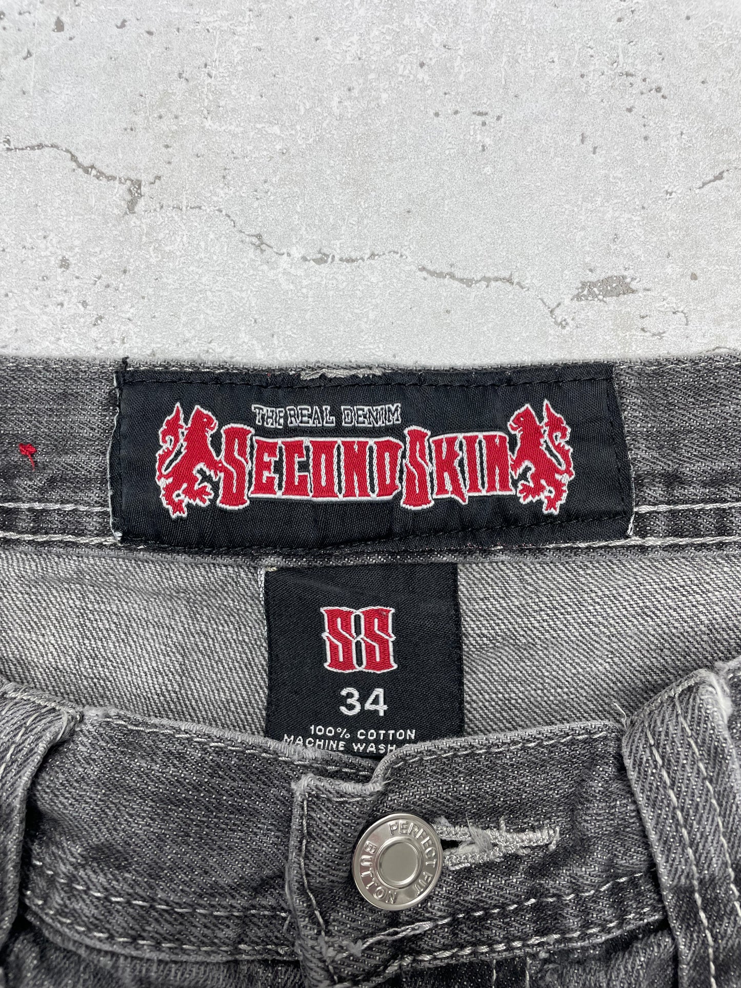SecondSkin Y2K Vintage Baggy embroidered Jeans W34 L32 - MonkeysVintage