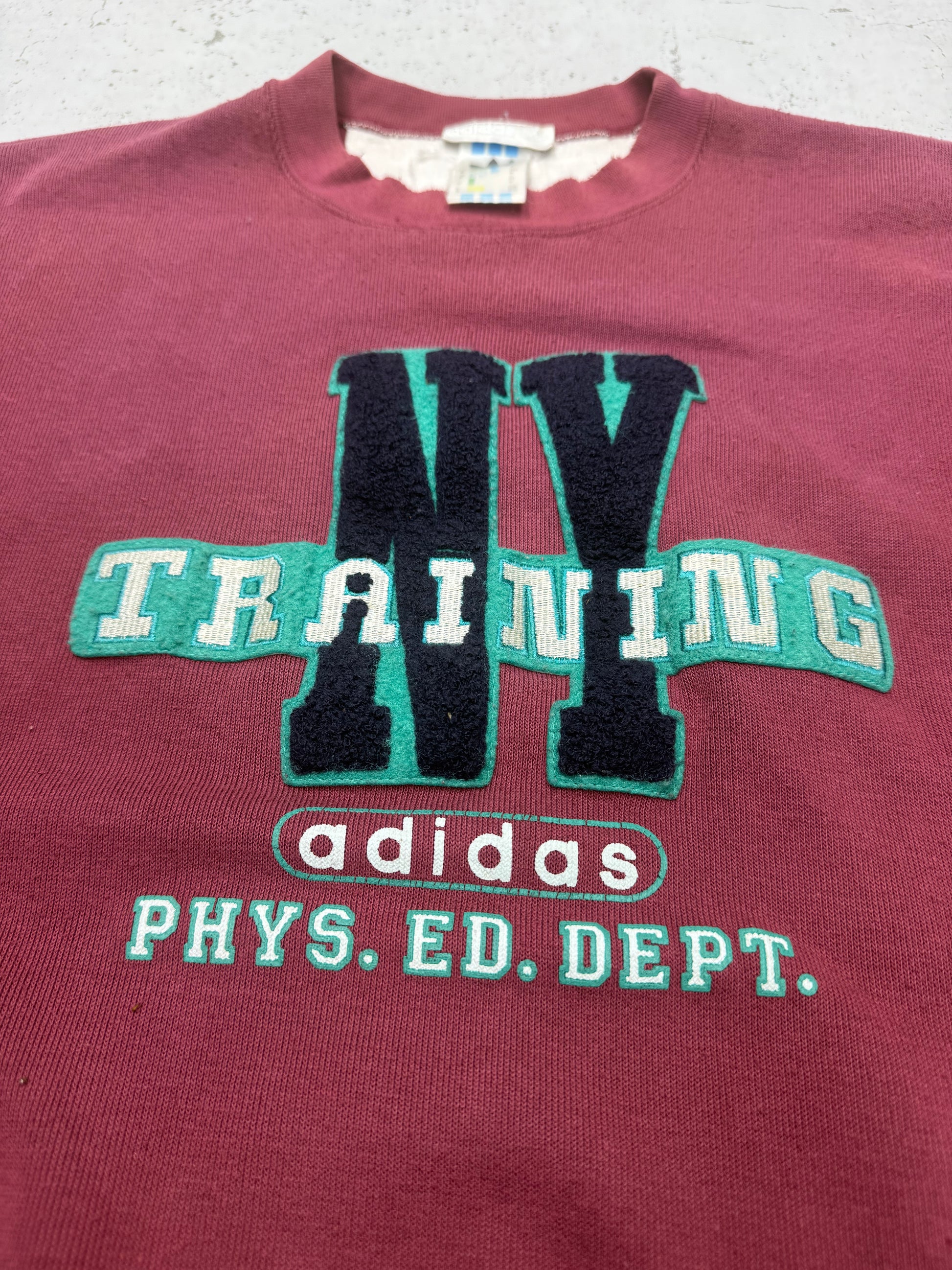 adidas NY Training Phys. Ed. Dept. Sweatshirt rot – Foto 3