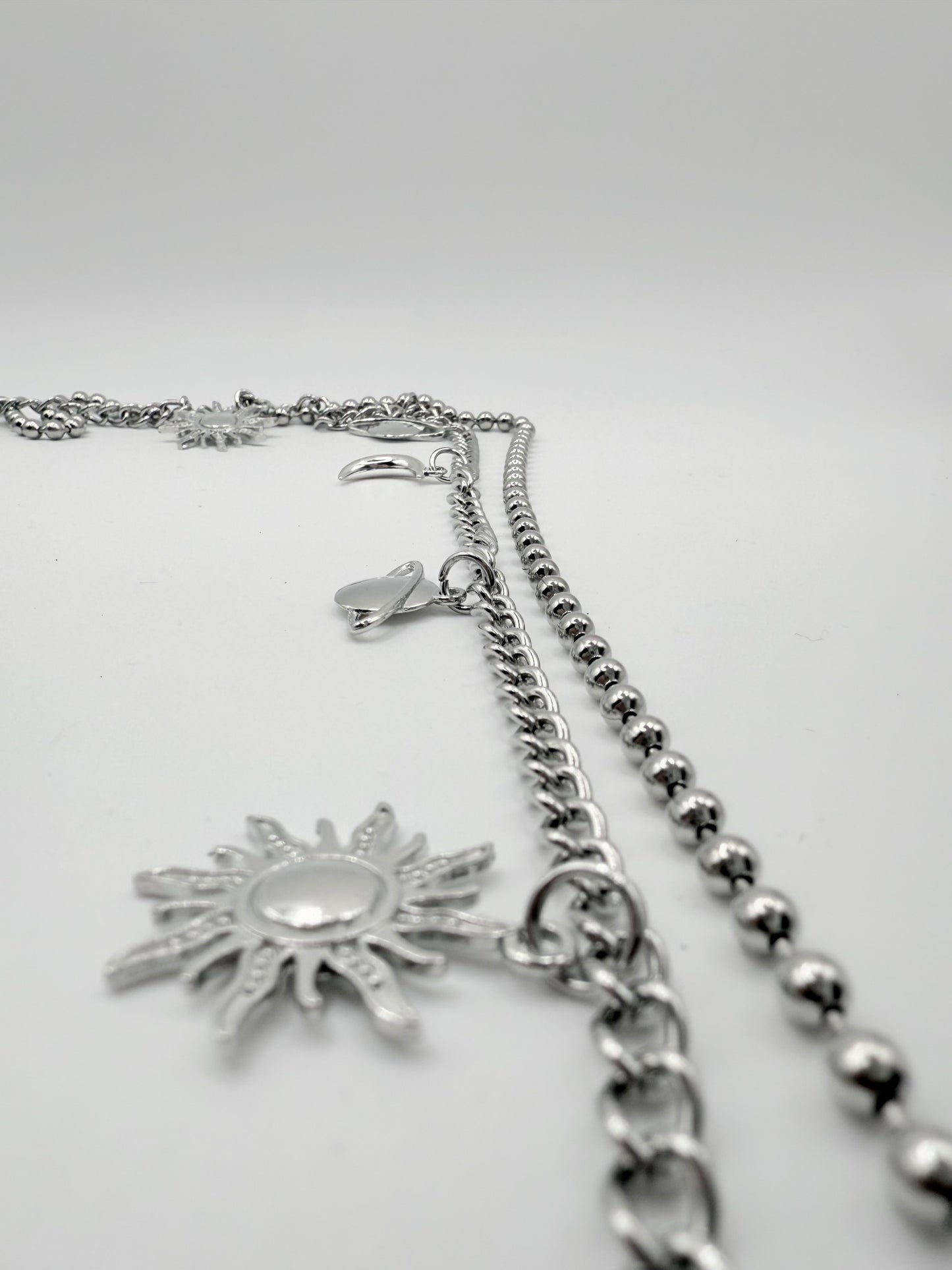 „Galaxy Chain“ Silber Hosenkette mit Sonne, Mond und Saturn Y2K Streetstyle