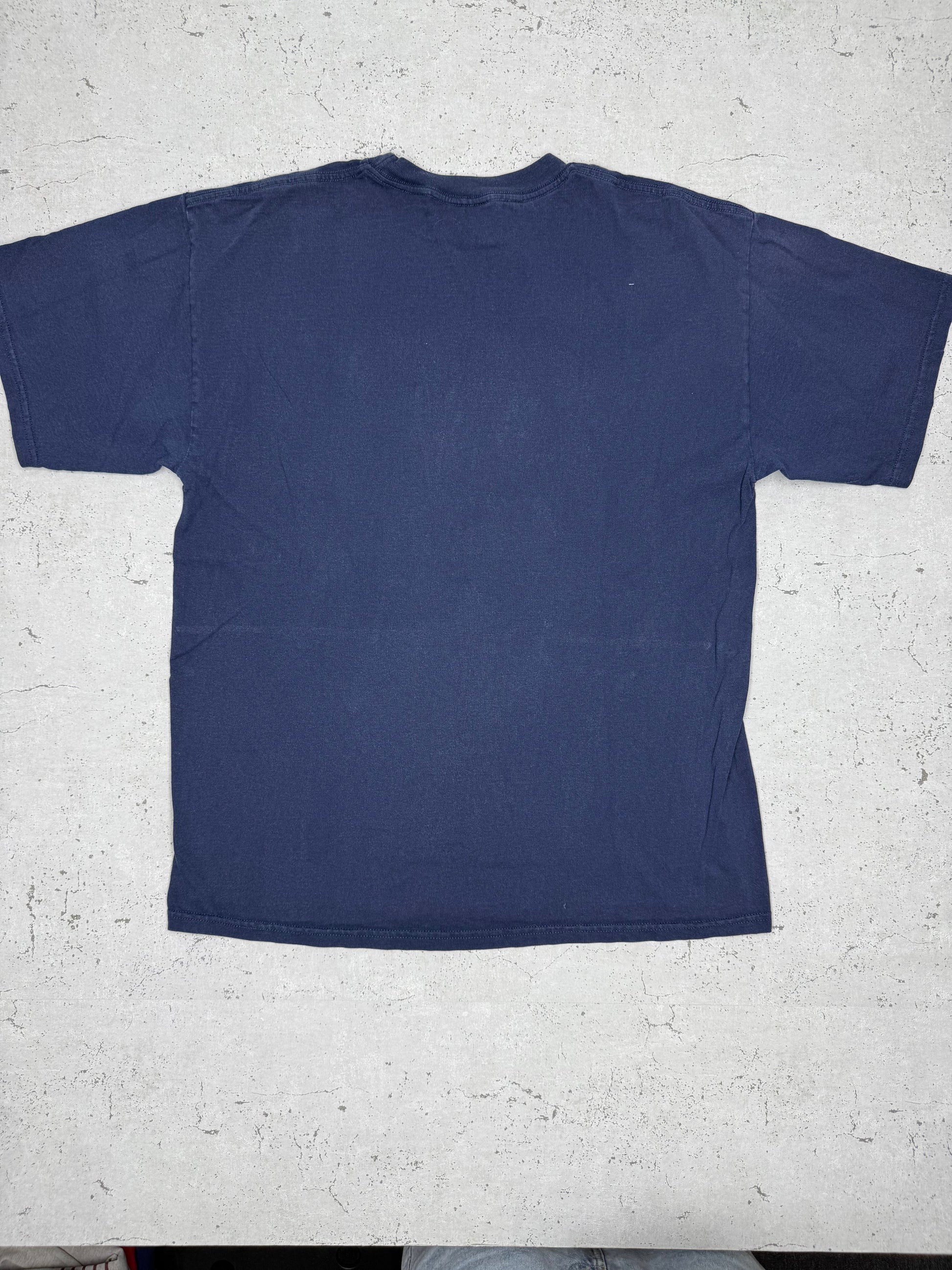 Nike Y2K Vintage T-Shirt XL - MonkeysVintage