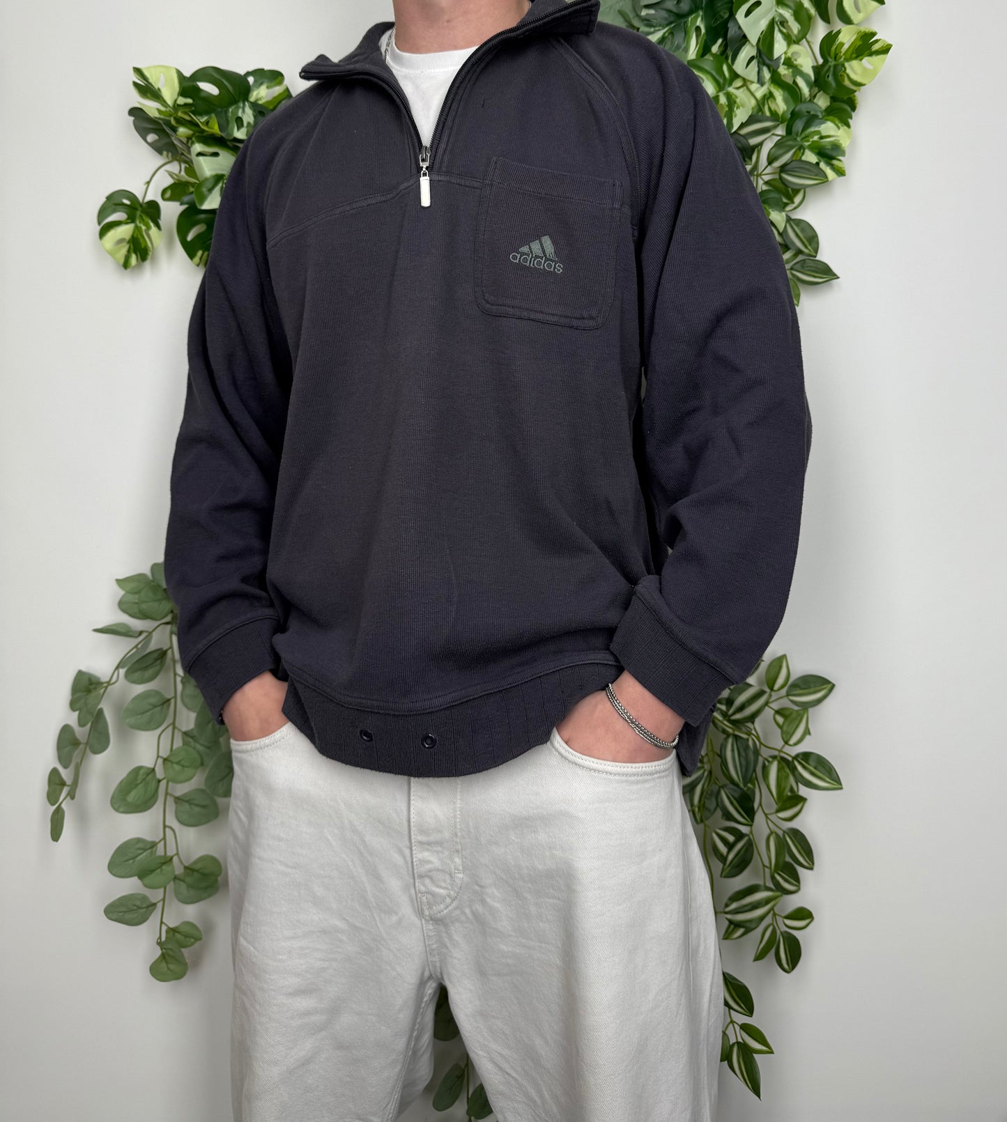 Adidas Vintage Zip Sweatshirt S - MonkeysVintage