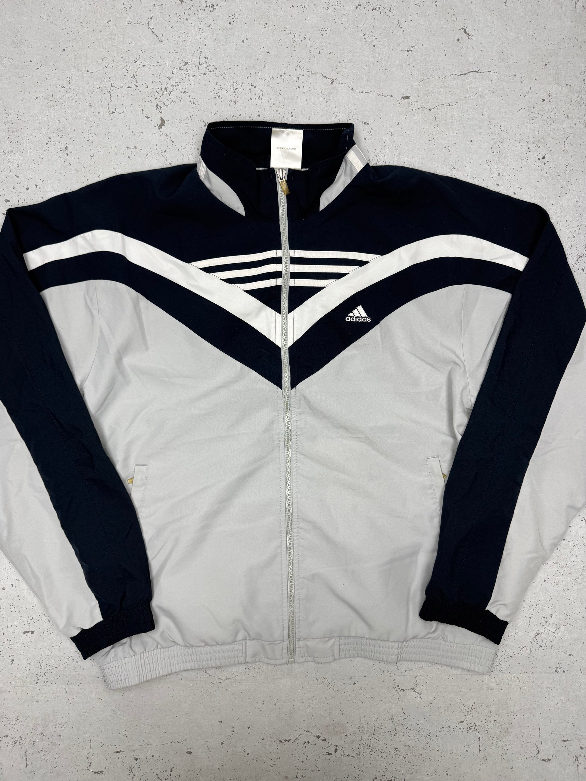 adidas V-Streifen Trainingsjacke grau – Foto 2