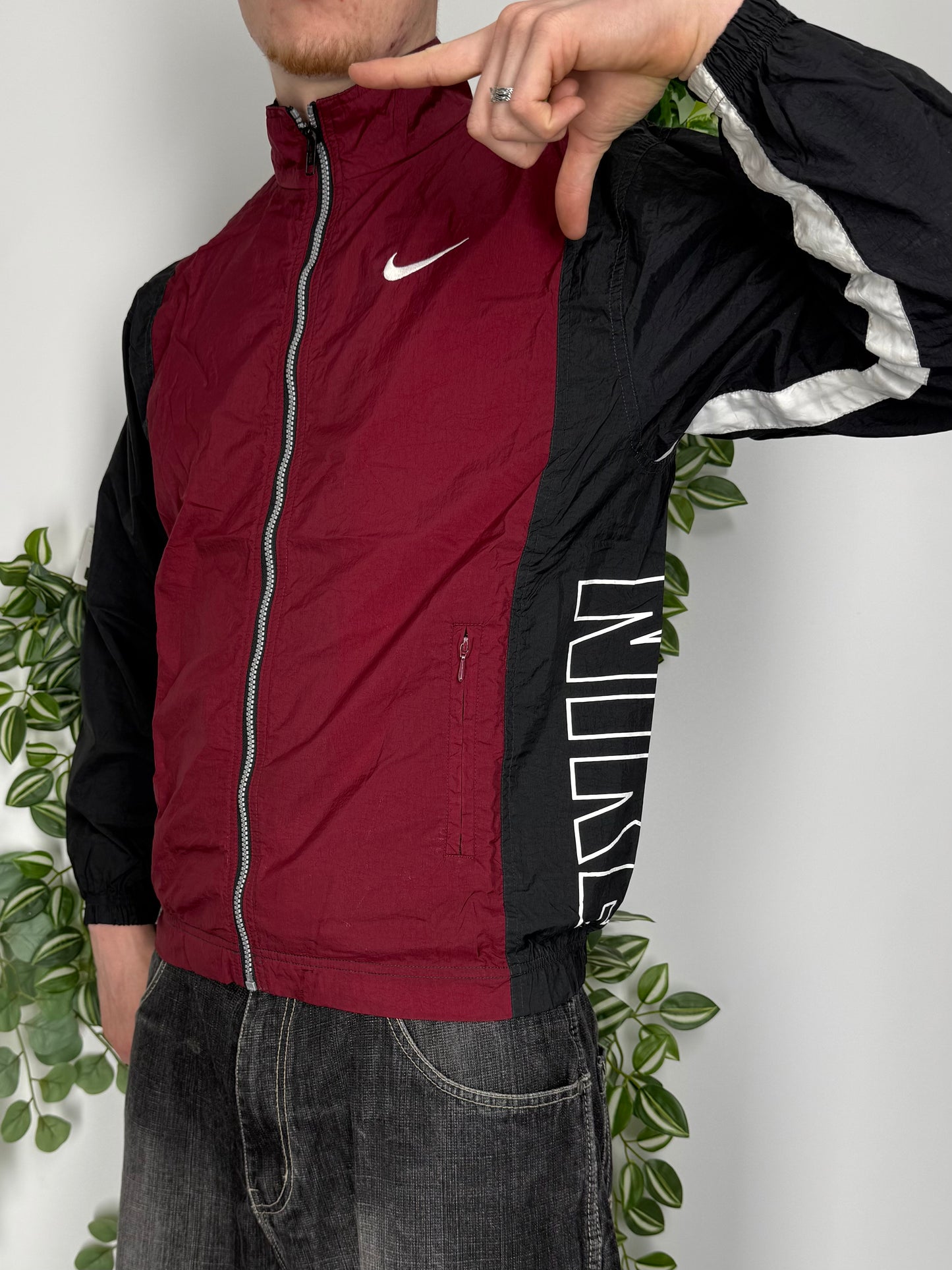 Nike vintage Windbreaker Trackjacket leichte Jacke rot S