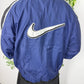 Nike großer Swoosh hinten Windbreaker blau – Foto 2