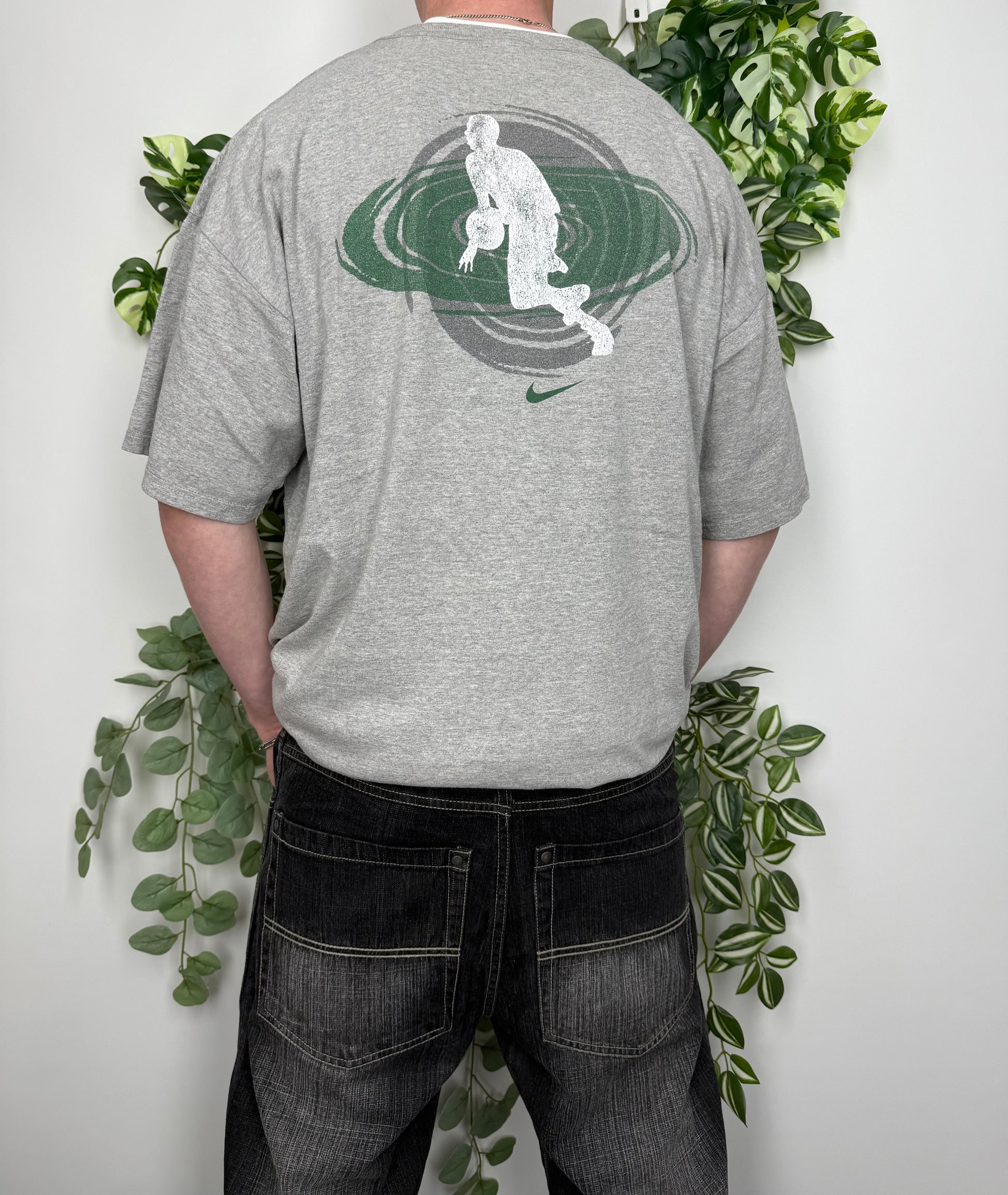 Nike Basketball Chicago State Vintage T-Shirt Grau XL - MonkeysVintage