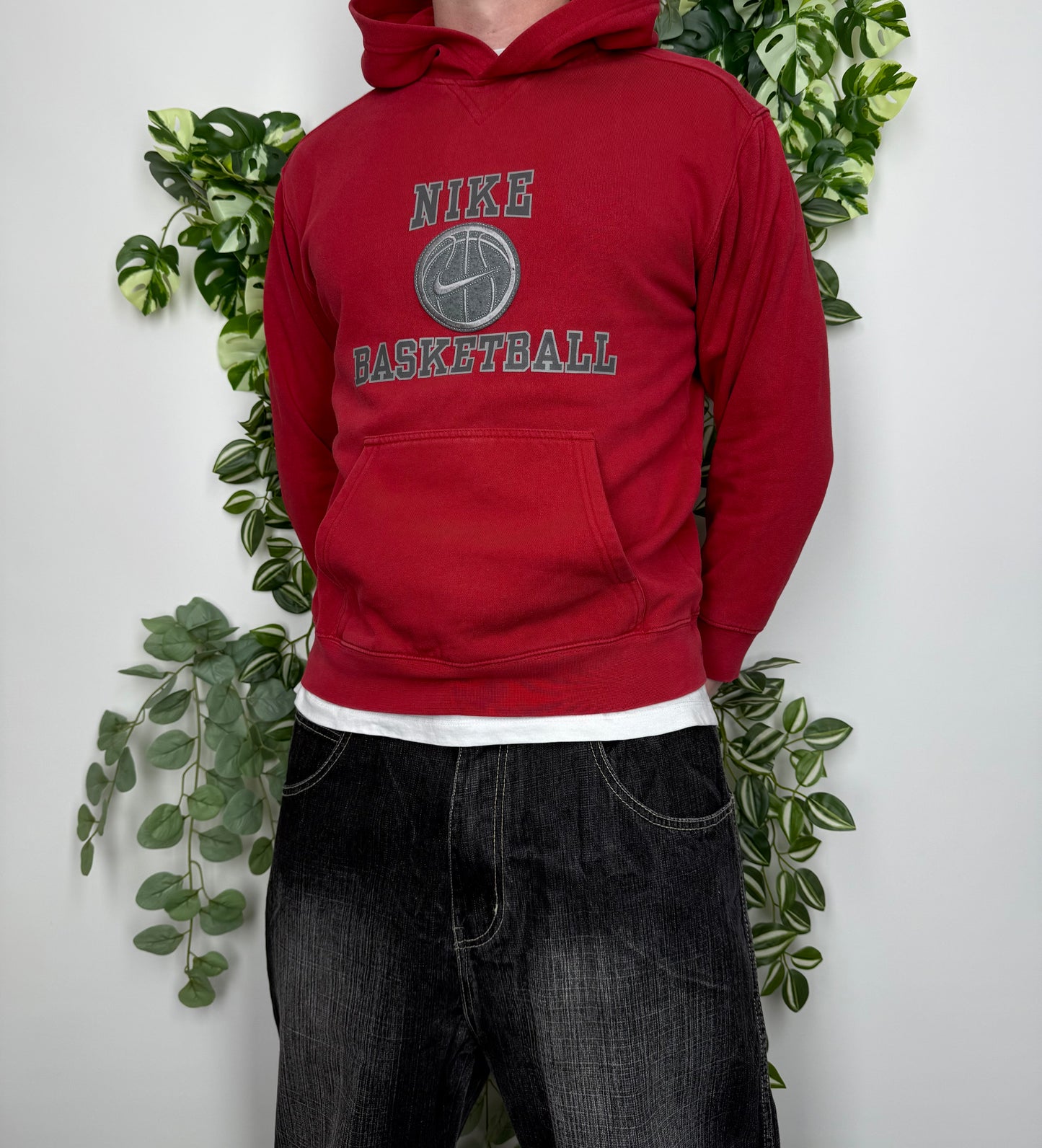 Nike Basketball Vintage Hoodie Rot S - MonkeysVintage