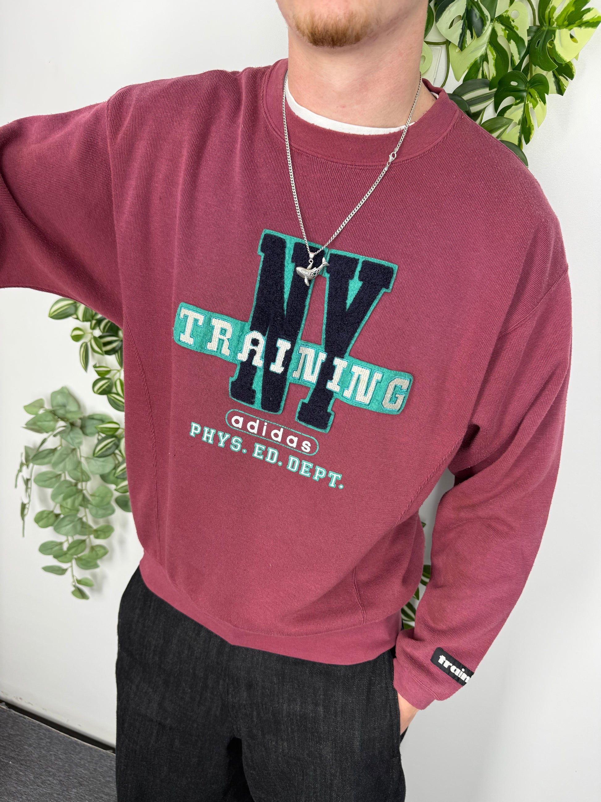 adidas NY Training Phys. Ed. Dept. Sweatshirt rot – Foto 1