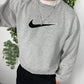 Nike großer Swoosh Sweatshirt grau – Foto 1