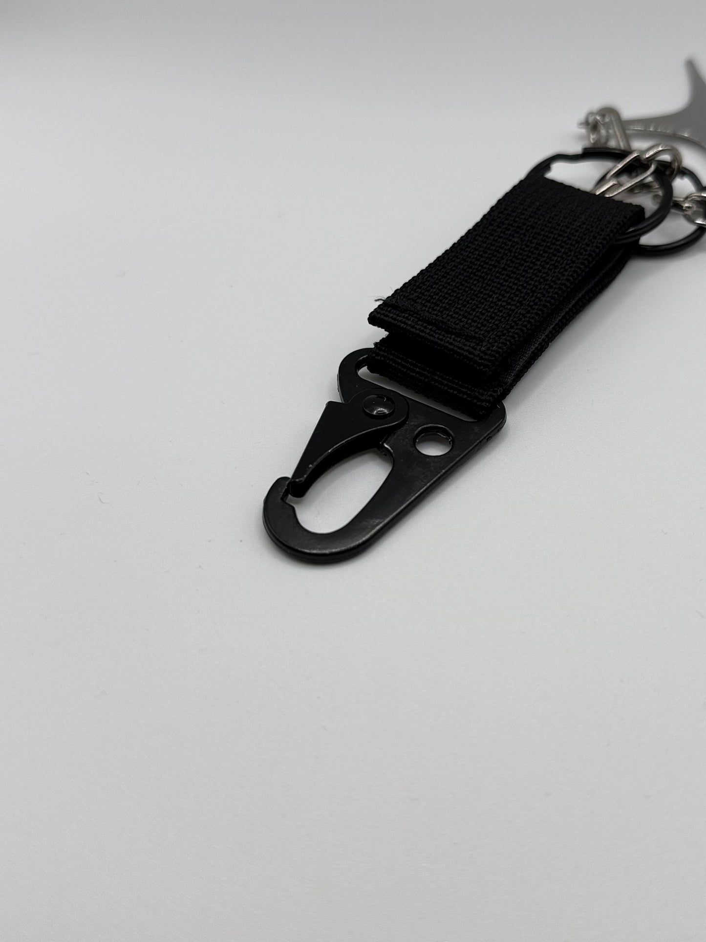 Silberner Anhänger / Keychain - für Gürtel, Hosenketten, Taschen Streetwear Techwear Y2K