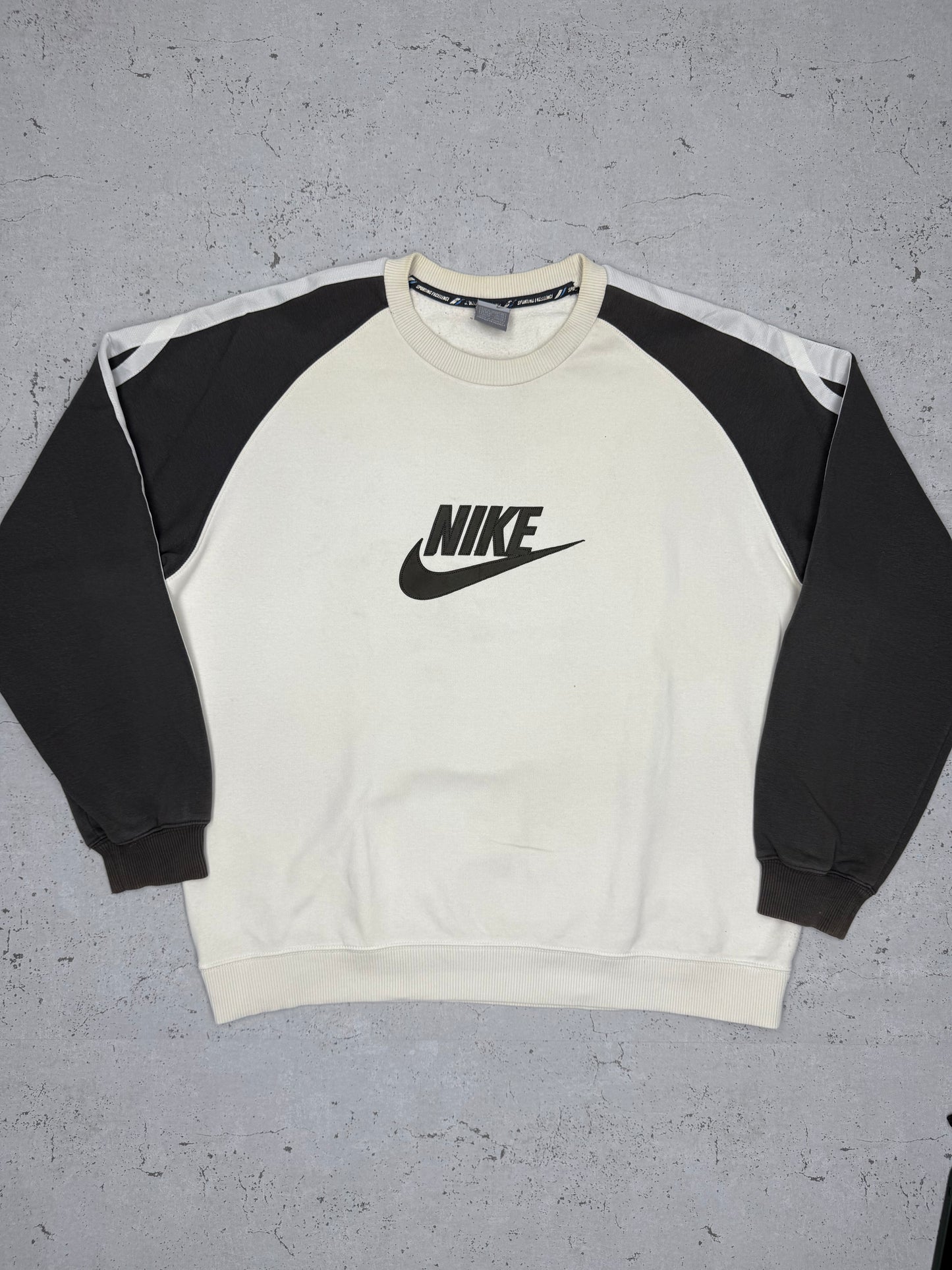 Nike Vintage embroidered Sweatshirt weiß schwarz XL