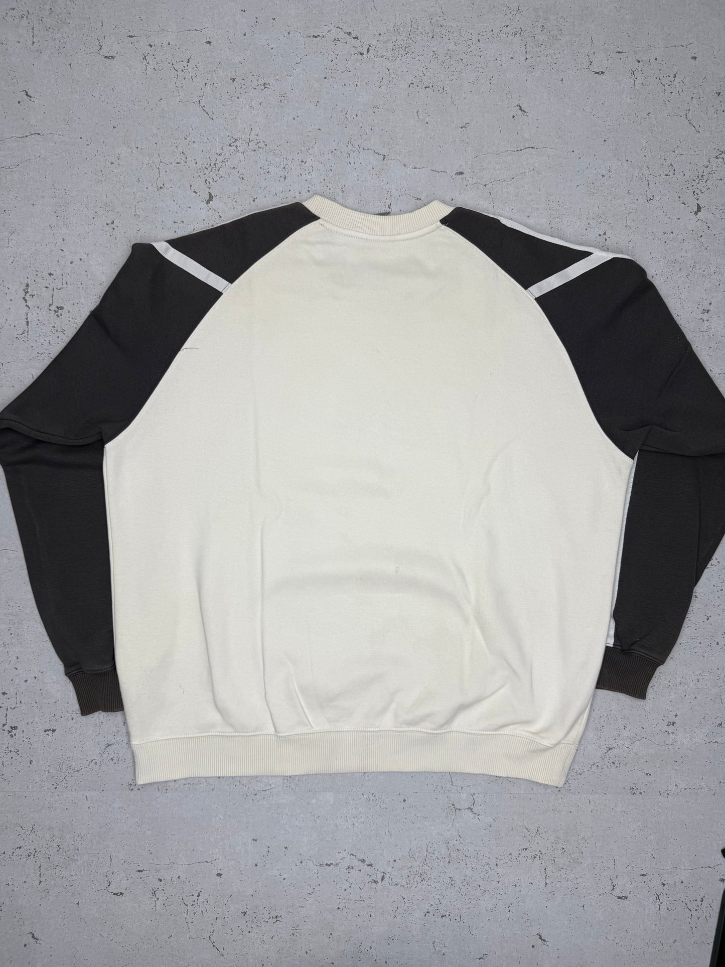 Nike Vintage embroidered Sweatshirt weiß schwarz XL
